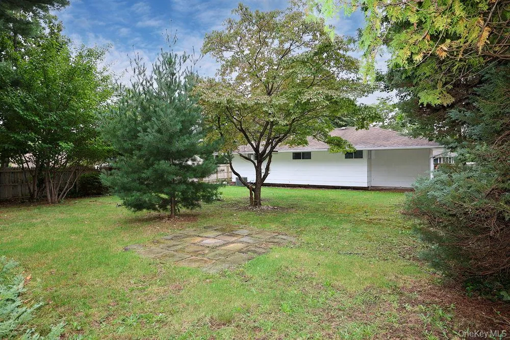 21 Dewey Road, Smithtown, NY, 3 Bedrooms Bedrooms, 5 Rooms Rooms,1 BathroomBathrooms,Residential,For Rent,Dewey,0,1053188 21 Dewey Road, Smithtown, NY, 3 Bedrooms Bedrooms, 5 Rooms Rooms,1 BathroomBathrooms,Residential,For Rent,Dewey,0,1053188