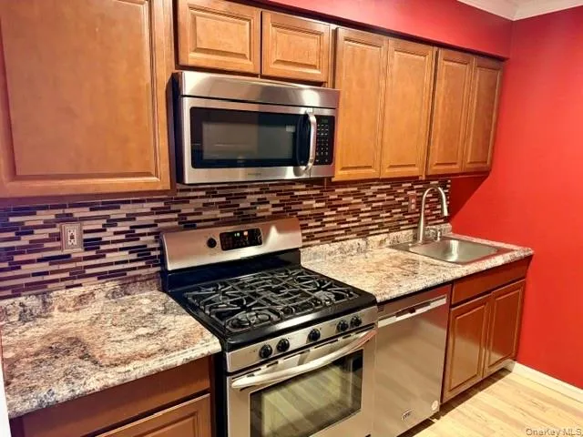 56 pointe cir s, Brookhaven, NY, 2 Bedrooms Bedrooms, 4 Rooms Rooms,1 BathroomBathrooms,Residential Lease,For Rent,pointe cir s,0,1053192 56 pointe cir s, Brookhaven, NY, 2 Bedrooms Bedrooms, 4 Rooms Rooms,1 BathroomBathrooms,Residential Lease,For Rent,pointe cir s,0,1053192