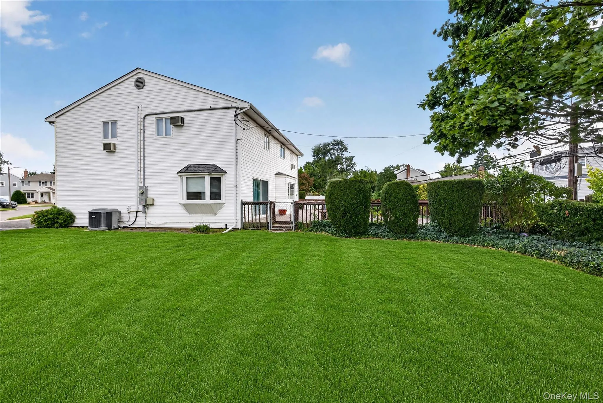 15 Country Court, Oyster Bay, NY, 5 Bedrooms Bedrooms, 9 Rooms Rooms,2 BathroomsBathrooms,Residential,For Rent,Country,0,1053197 15 Country Court, Oyster Bay, NY, 5 Bedrooms Bedrooms, 9 Rooms Rooms,2 BathroomsBathrooms,Residential,For Rent,Country,0,1053197