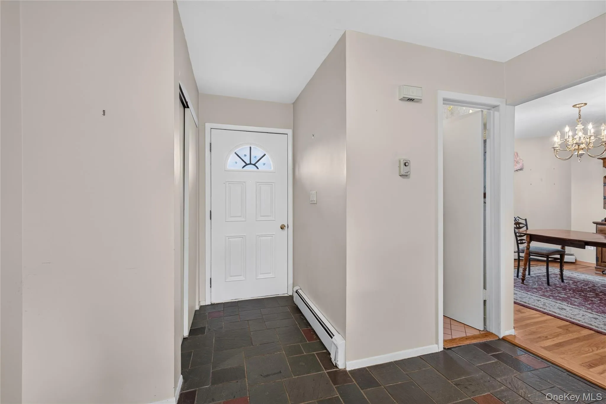 15 Country Court, Oyster Bay, NY, 5 Bedrooms Bedrooms, 9 Rooms Rooms,2 BathroomsBathrooms,Residential,For Rent,Country,0,1053197 15 Country Court, Oyster Bay, NY, 5 Bedrooms Bedrooms, 9 Rooms Rooms,2 BathroomsBathrooms,Residential,For Rent,Country,0,1053197