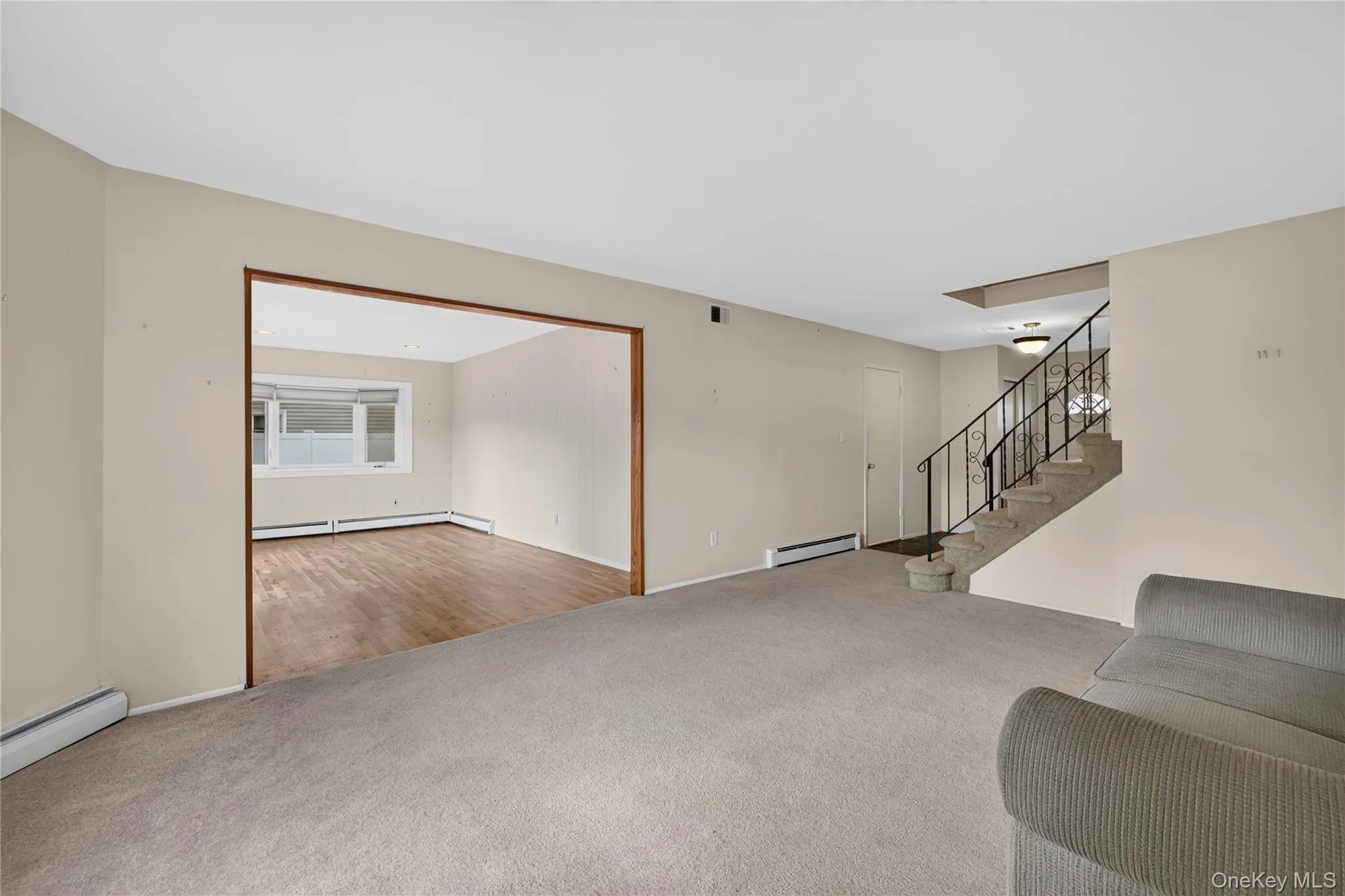 15 Country Court, Oyster Bay, NY, 5 Bedrooms Bedrooms, 9 Rooms Rooms,2 BathroomsBathrooms,Residential,For Rent,Country,0,1053197 15 Country Court, Oyster Bay, NY, 5 Bedrooms Bedrooms, 9 Rooms Rooms,2 BathroomsBathrooms,Residential,For Rent,Country,0,1053197