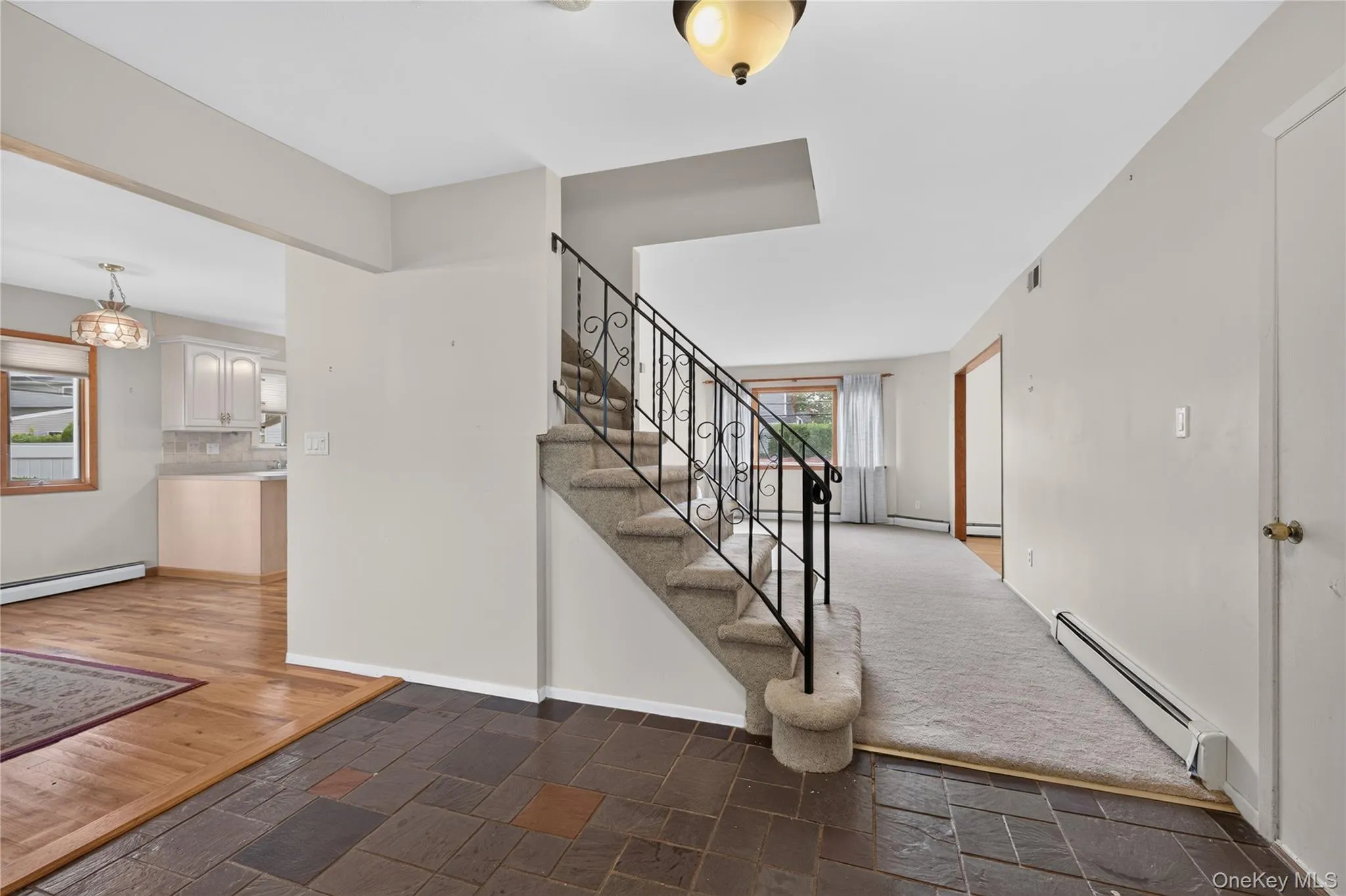 15 Country Court, Oyster Bay, NY, 5 Bedrooms Bedrooms, 9 Rooms Rooms,2 BathroomsBathrooms,Residential,For Rent,Country,0,1053197 15 Country Court, Oyster Bay, NY, 5 Bedrooms Bedrooms, 9 Rooms Rooms,2 BathroomsBathrooms,Residential,For Rent,Country,0,1053197