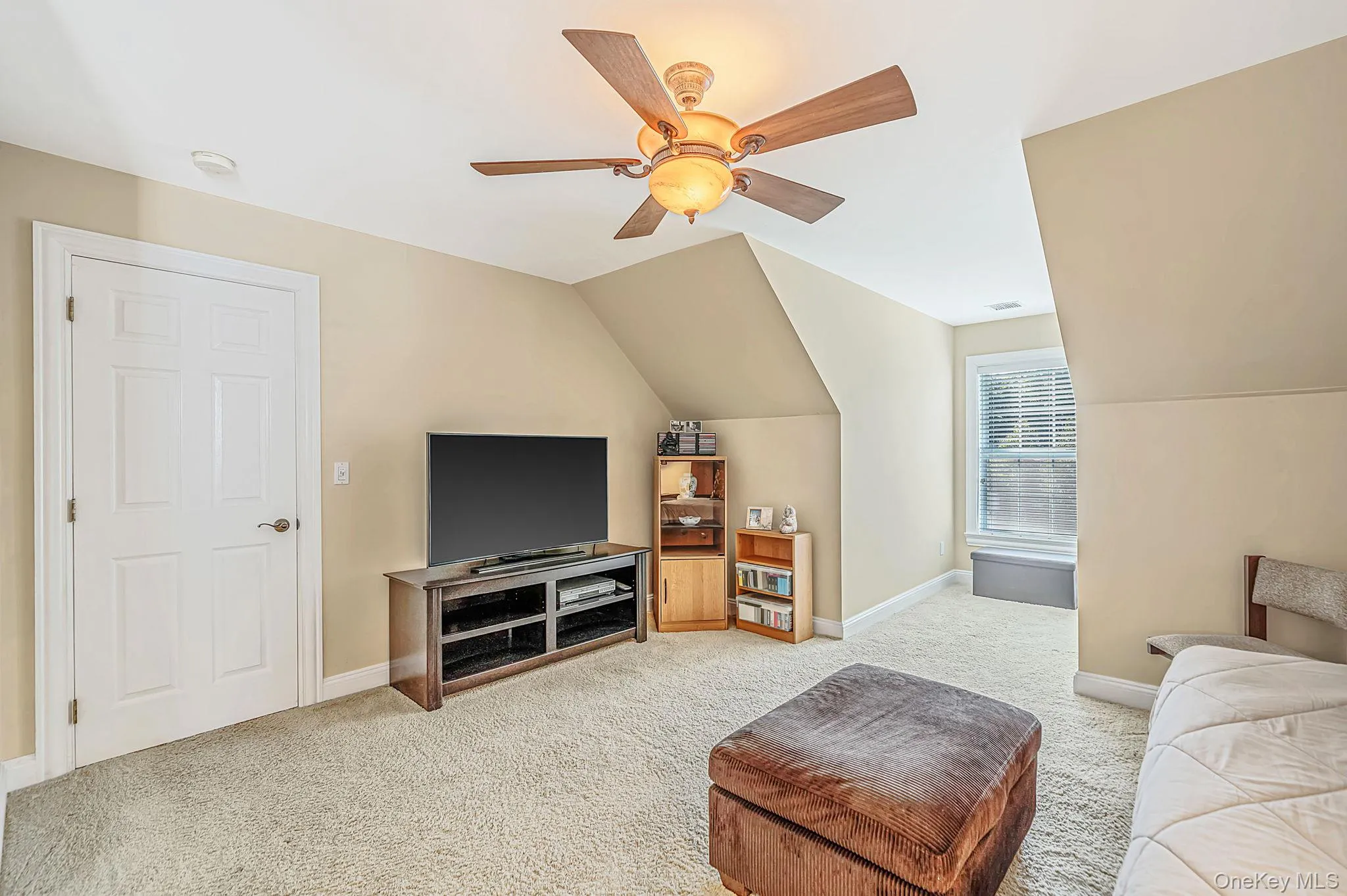29 Golden Spruce Drive, Riverhead, NY, 3 Bedrooms Bedrooms, 7 Rooms Rooms,3 BathroomsBathrooms,Residential,For Rent,Golden Spruce,0,1053200 29 Golden Spruce Drive, Riverhead, NY, 3 Bedrooms Bedrooms, 7 Rooms Rooms,3 BathroomsBathrooms,Residential,For Rent,Golden Spruce,0,1053200