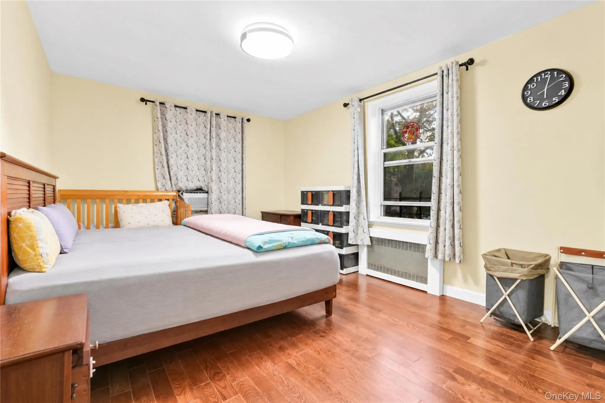 26-25 Union Street, New York, NY, 2 Bedrooms Bedrooms, 5 Rooms Rooms,1 BathroomBathrooms,Residential,For Rent,Union,0,1053201 26-25 Union Street, New York, NY, 2 Bedrooms Bedrooms, 5 Rooms Rooms,1 BathroomBathrooms,Residential,For Rent,Union,0,1053201