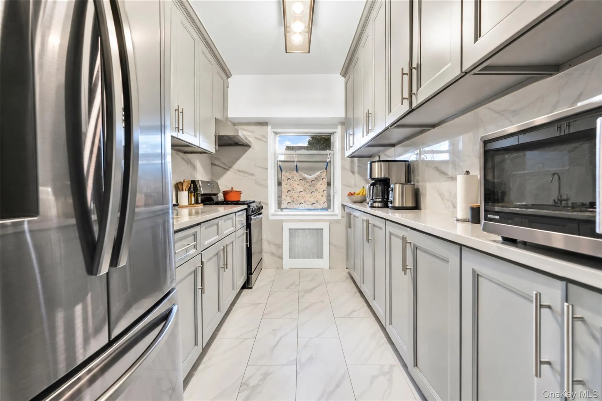 26-25 Union Street, New York, NY, 2 Bedrooms Bedrooms, 5 Rooms Rooms,1 BathroomBathrooms,Residential,For Rent,Union,0,1053201 26-25 Union Street, New York, NY, 2 Bedrooms Bedrooms, 5 Rooms Rooms,1 BathroomBathrooms,Residential,For Rent,Union,0,1053201