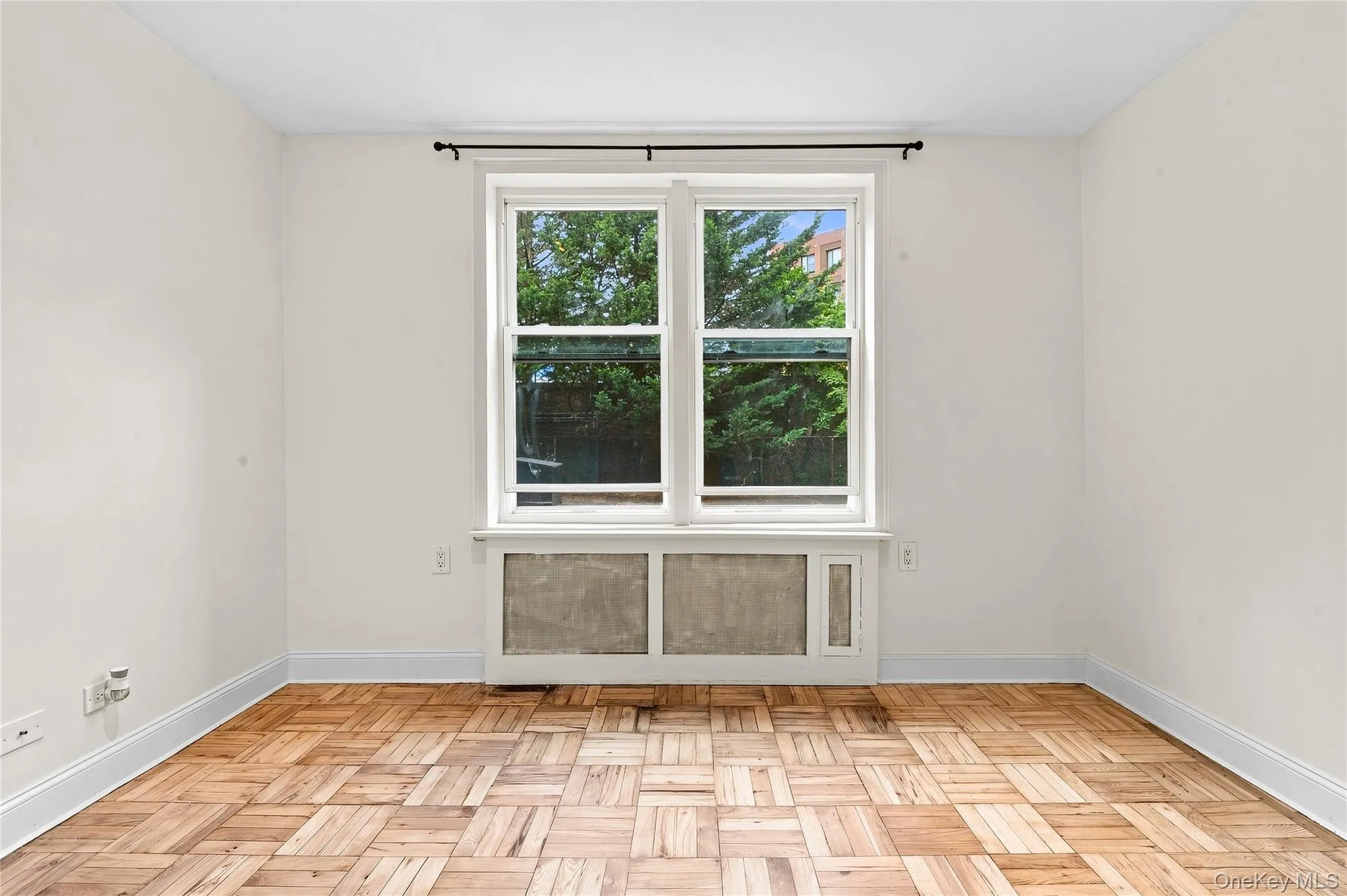 7510 Yellowstone Boulevard, New York, NY, 1 Bedroom Bedrooms, 6 Rooms Rooms,1 BathroomBathrooms,Residential,For Rent,Yellowstone,0,1053204 7510 Yellowstone Boulevard, New York, NY, 1 Bedroom Bedrooms, 6 Rooms Rooms,1 BathroomBathrooms,Residential,For Rent,Yellowstone,0,1053204