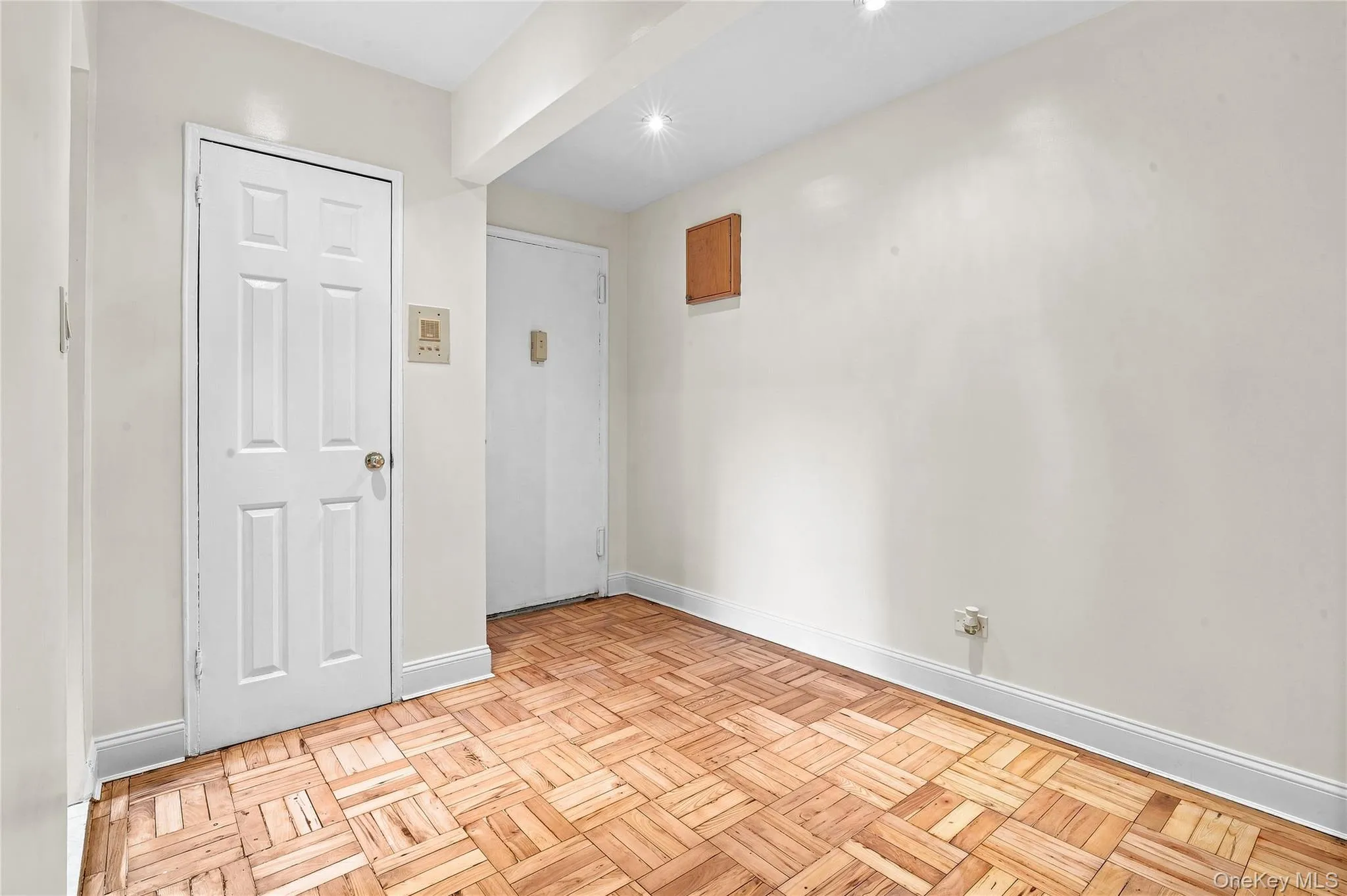 7510 Yellowstone Boulevard, New York, NY, 1 Bedroom Bedrooms, 6 Rooms Rooms,1 BathroomBathrooms,Residential,For Rent,Yellowstone,0,1053204 7510 Yellowstone Boulevard, New York, NY, 1 Bedroom Bedrooms, 6 Rooms Rooms,1 BathroomBathrooms,Residential,For Rent,Yellowstone,0,1053204