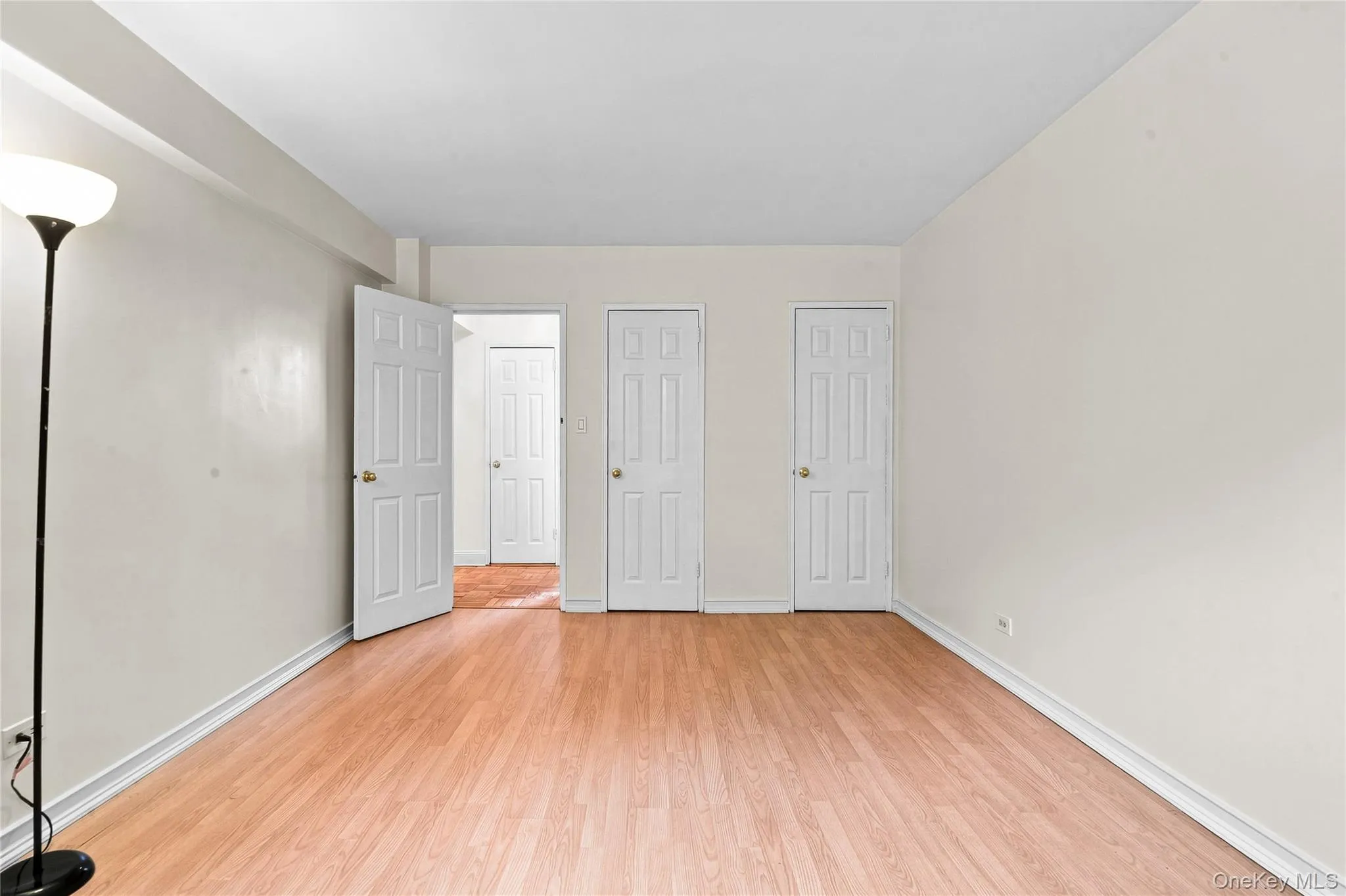 7510 Yellowstone Boulevard, New York, NY, 1 Bedroom Bedrooms, 6 Rooms Rooms,1 BathroomBathrooms,Residential,For Rent,Yellowstone,0,1053204 7510 Yellowstone Boulevard, New York, NY, 1 Bedroom Bedrooms, 6 Rooms Rooms,1 BathroomBathrooms,Residential,For Rent,Yellowstone,0,1053204