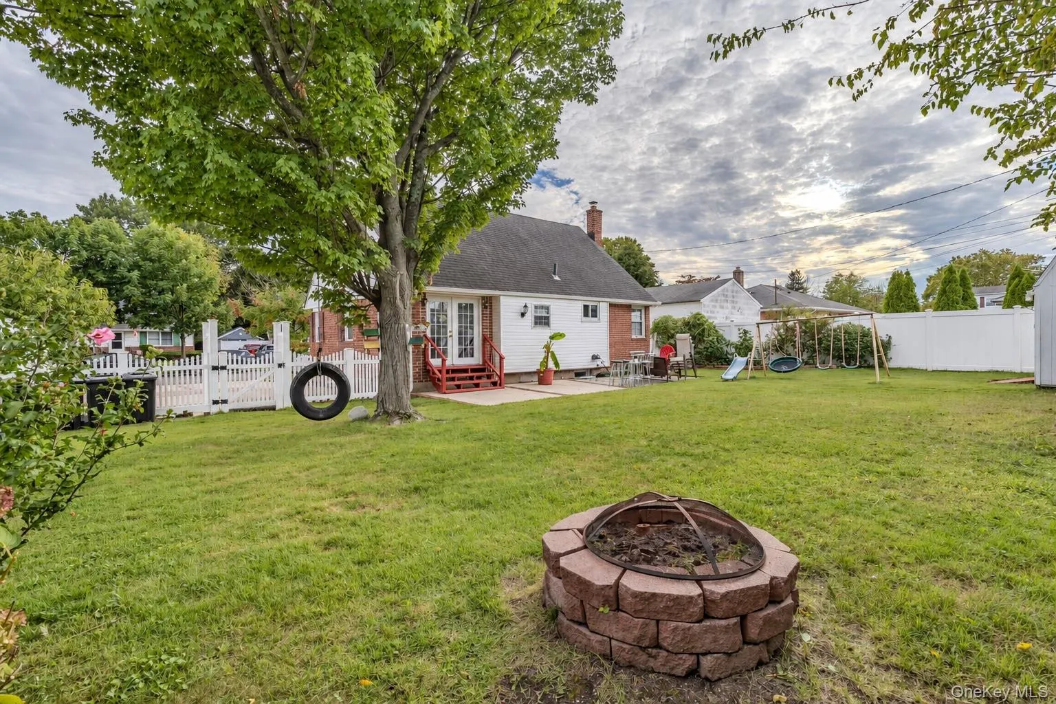 561 Parker Avenue, Hempstead, NY, 4 Bedrooms Bedrooms, 8 Rooms Rooms,2 BathroomsBathrooms,Residential,For Rent,Parker,0,1053207 561 Parker Avenue, Hempstead, NY, 4 Bedrooms Bedrooms, 8 Rooms Rooms,2 BathroomsBathrooms,Residential,For Rent,Parker,0,1053207