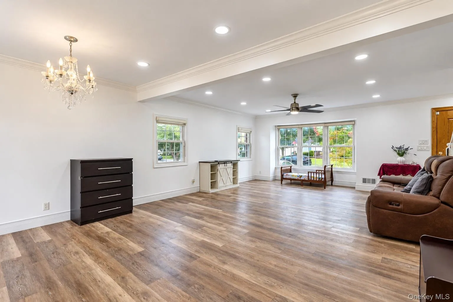561 Parker Avenue, Hempstead, NY, 4 Bedrooms Bedrooms, 8 Rooms Rooms,2 BathroomsBathrooms,Residential,For Rent,Parker,0,1053207 561 Parker Avenue, Hempstead, NY, 4 Bedrooms Bedrooms, 8 Rooms Rooms,2 BathroomsBathrooms,Residential,For Rent,Parker,0,1053207