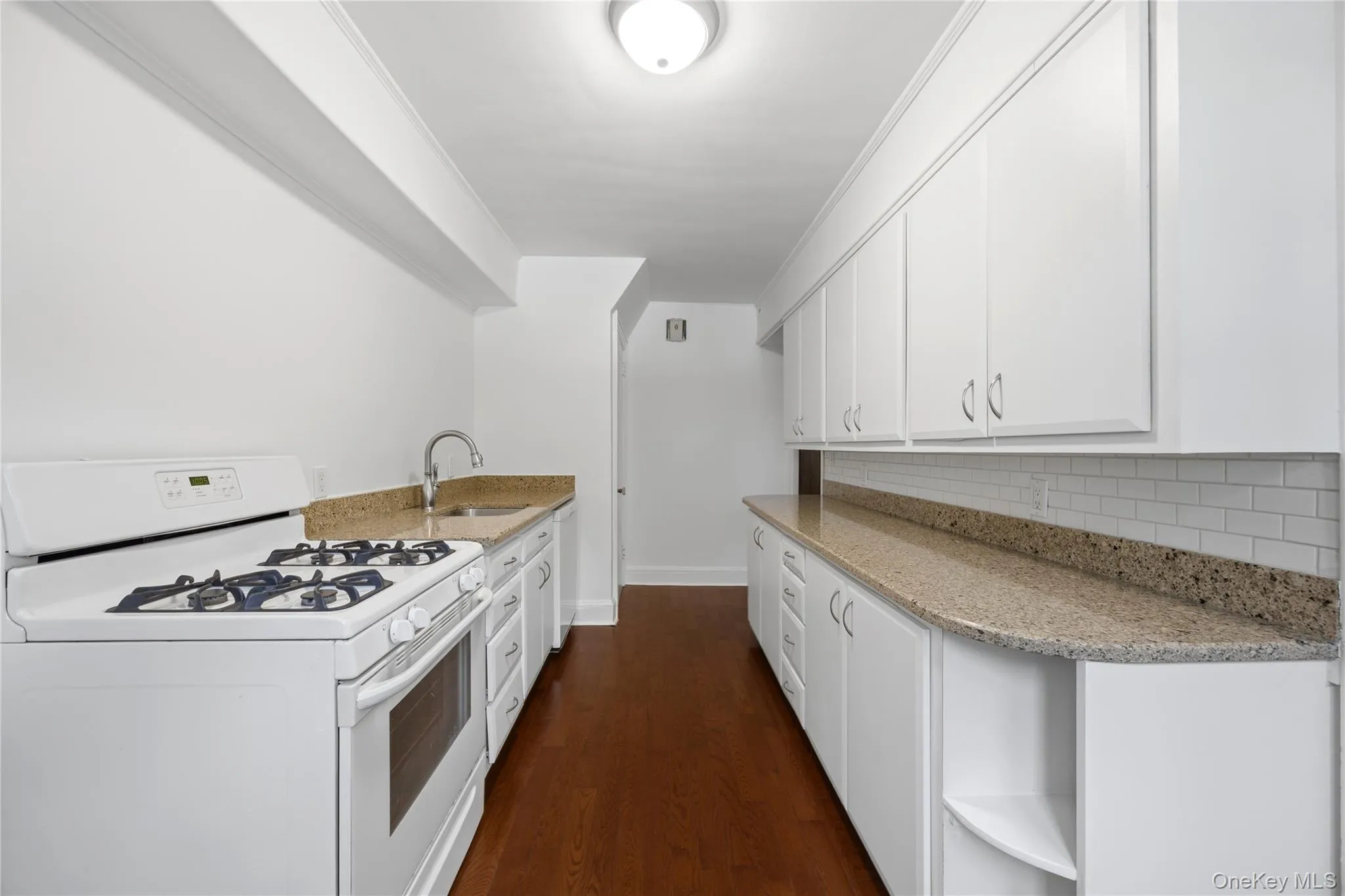 131 Westminster Drive, Yonkers, NY, 3 Bedrooms Bedrooms, 6 Rooms Rooms,1 BathroomBathrooms,Residential,For Rent,Westminster,0,1053208 131 Westminster Drive, Yonkers, NY, 3 Bedrooms Bedrooms, 6 Rooms Rooms,1 BathroomBathrooms,Residential,For Rent,Westminster,0,1053208