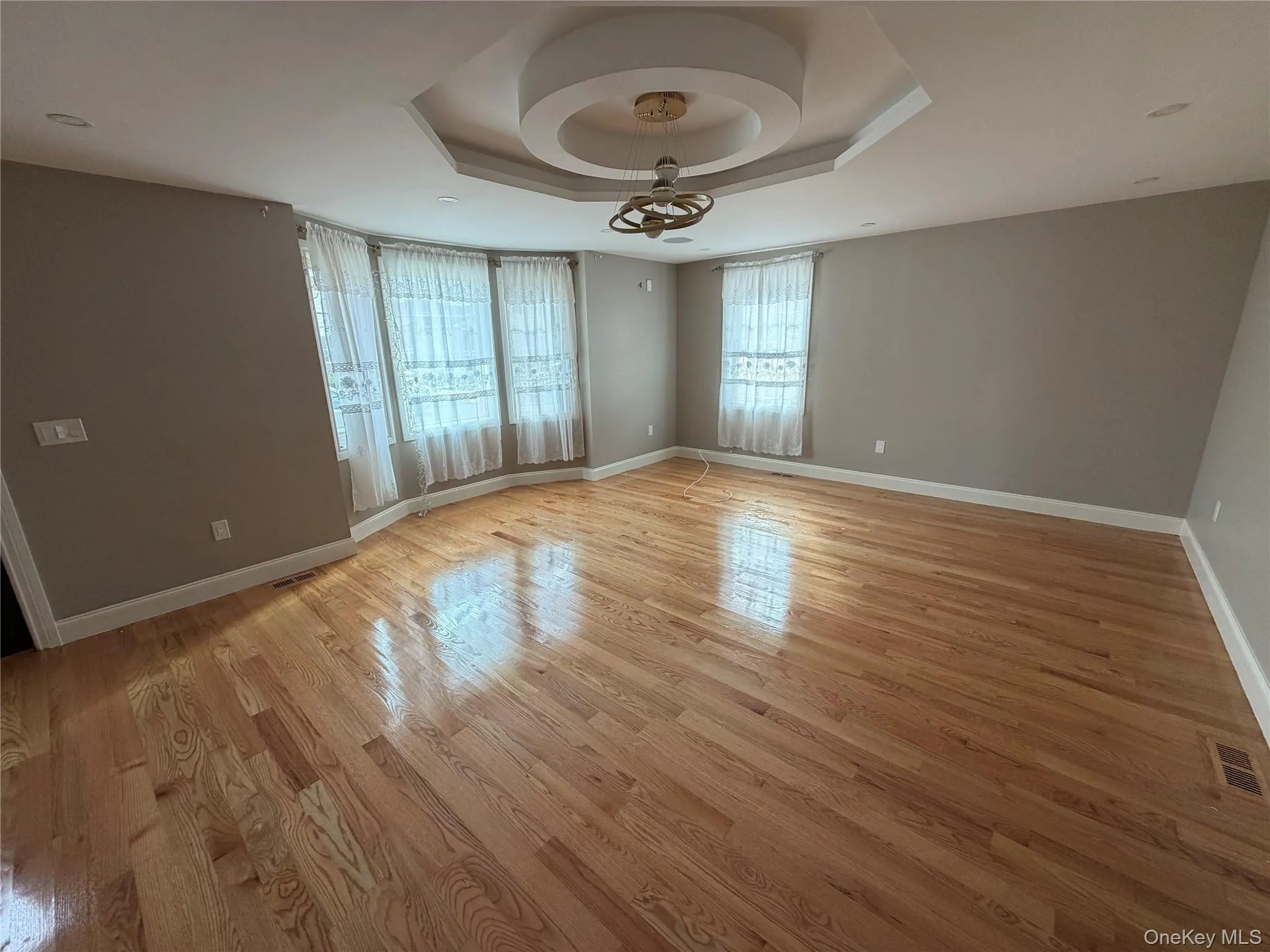 13414 154th Street, New York, NY, 3 Bedrooms Bedrooms, 6 Rooms Rooms,2 BathroomsBathrooms,Residential Lease,For Rent,154th,0,1053216 13414 154th Street, New York, NY, 3 Bedrooms Bedrooms, 6 Rooms Rooms,2 BathroomsBathrooms,Residential Lease,For Rent,154th,0,1053216