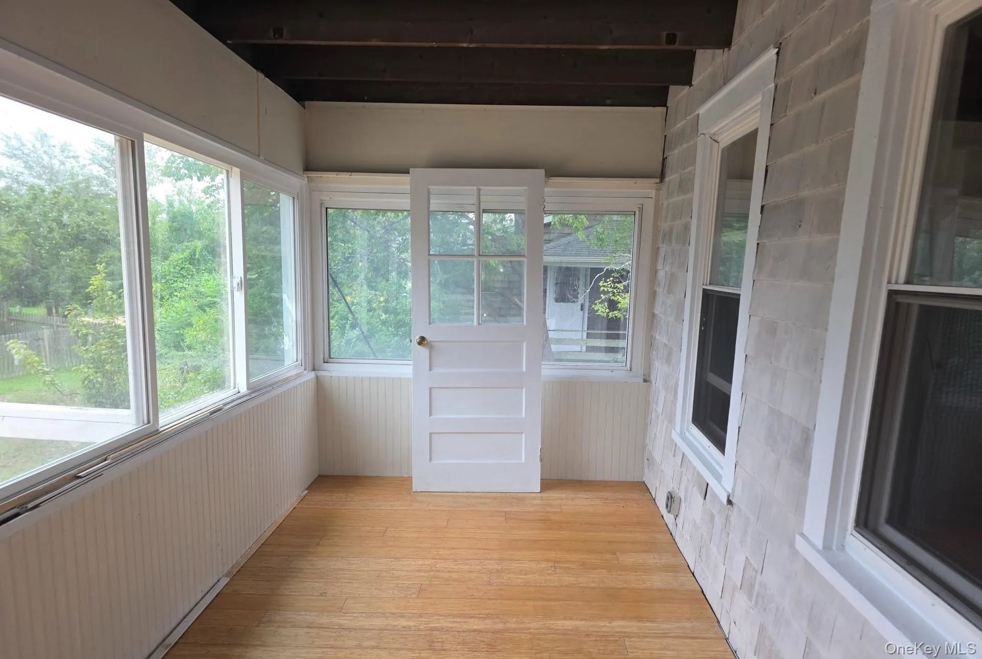 54 Oak Beach Road, Babylon, NY, 3 Bedrooms Bedrooms, 6 Rooms Rooms,1 BathroomBathrooms,Residential,For Rent,Oak Beach,0,1053217 54 Oak Beach Road, Babylon, NY, 3 Bedrooms Bedrooms, 6 Rooms Rooms,1 BathroomBathrooms,Residential,For Rent,Oak Beach,0,1053217
