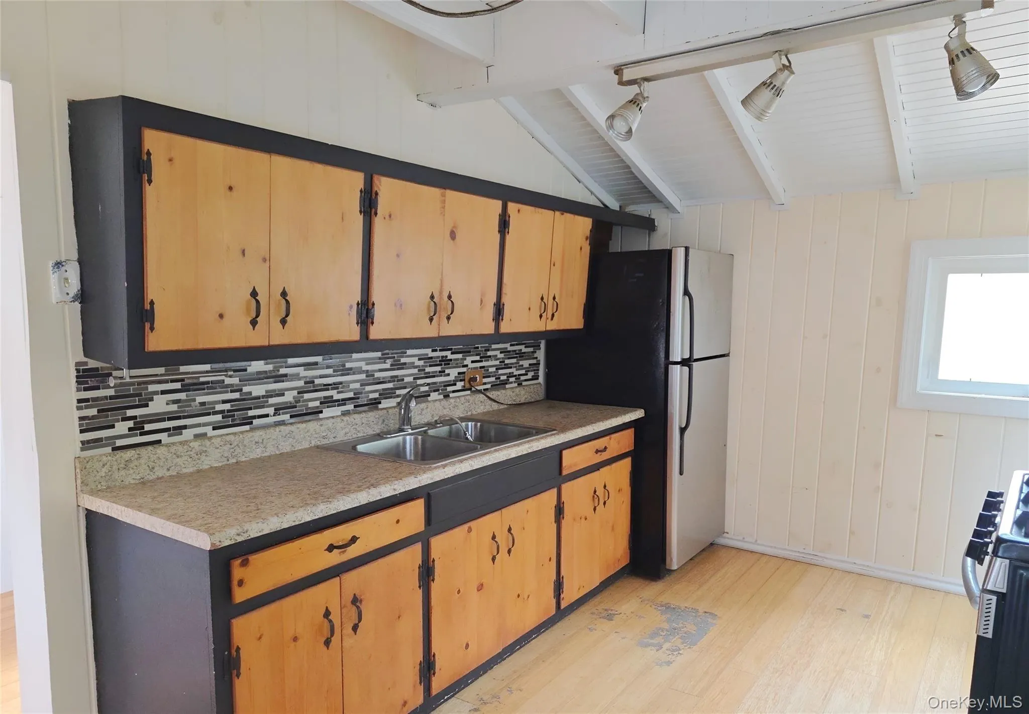 54 Oak Beach Road, Babylon, NY, 3 Bedrooms Bedrooms, 6 Rooms Rooms,1 BathroomBathrooms,Residential,For Rent,Oak Beach,0,1053217 54 Oak Beach Road, Babylon, NY, 3 Bedrooms Bedrooms, 6 Rooms Rooms,1 BathroomBathrooms,Residential,For Rent,Oak Beach,0,1053217