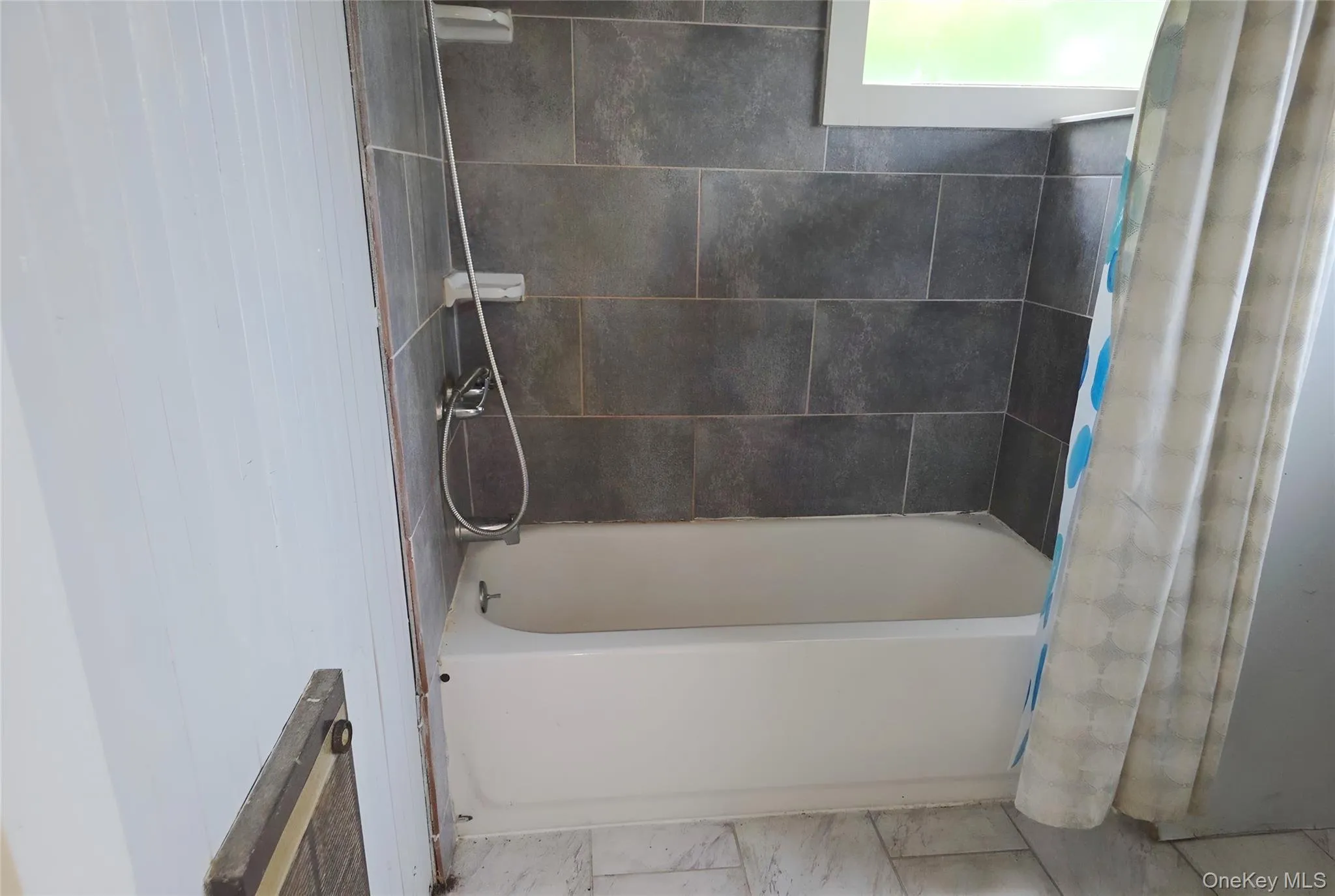 54 Oak Beach Road, Babylon, NY, 3 Bedrooms Bedrooms, 6 Rooms Rooms,1 BathroomBathrooms,Residential,For Rent,Oak Beach,0,1053217 54 Oak Beach Road, Babylon, NY, 3 Bedrooms Bedrooms, 6 Rooms Rooms,1 BathroomBathrooms,Residential,For Rent,Oak Beach,0,1053217