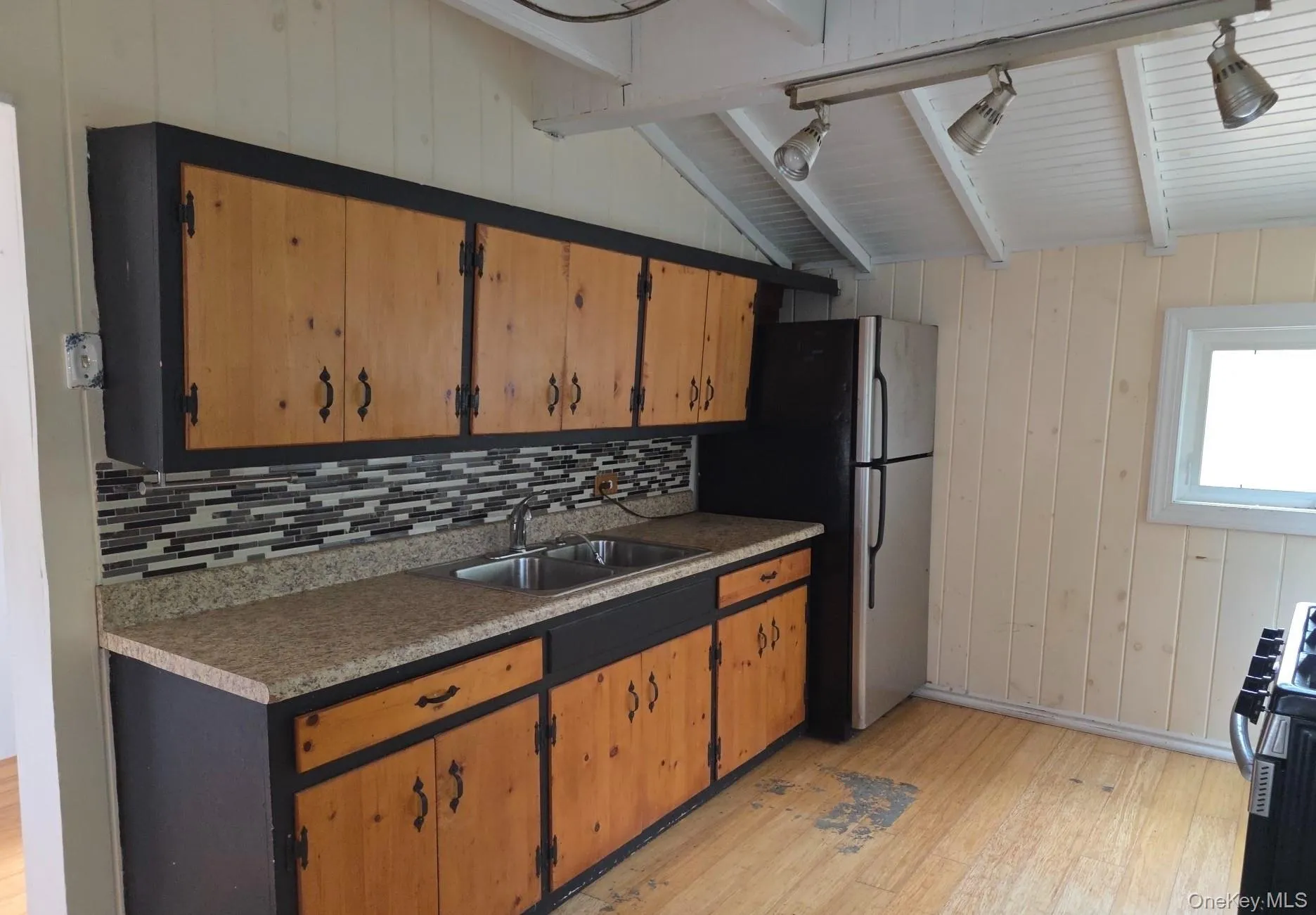 54 Oak Beach Road, Babylon, NY, 3 Bedrooms Bedrooms, 6 Rooms Rooms,1 BathroomBathrooms,Residential,For Rent,Oak Beach,0,1053217 54 Oak Beach Road, Babylon, NY, 3 Bedrooms Bedrooms, 6 Rooms Rooms,1 BathroomBathrooms,Residential,For Rent,Oak Beach,0,1053217