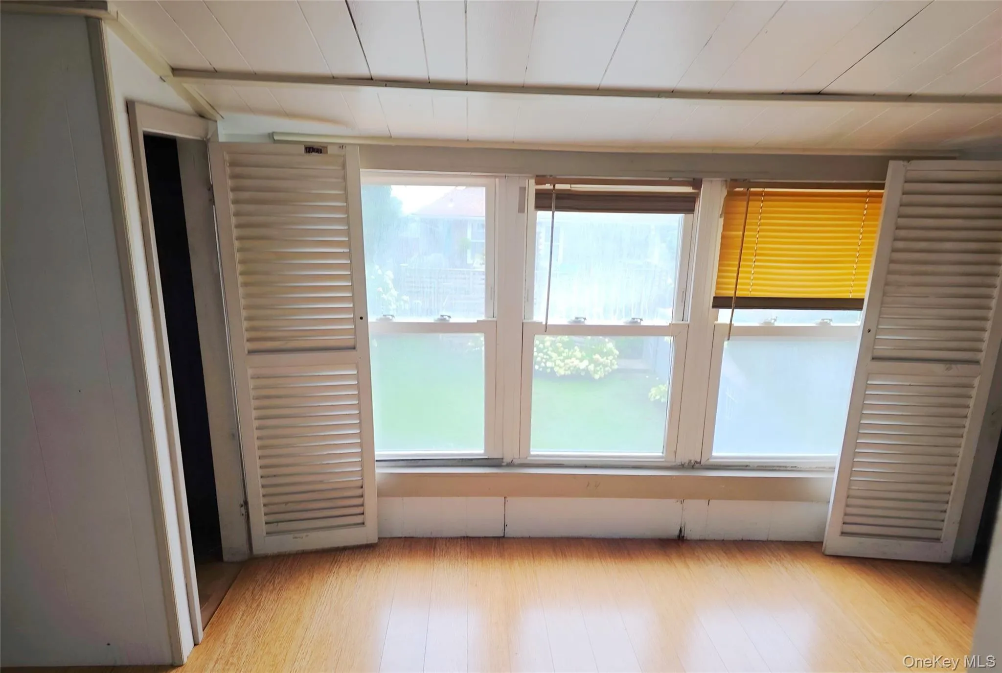 54 Oak Beach Road, Babylon, NY, 3 Bedrooms Bedrooms, 6 Rooms Rooms,1 BathroomBathrooms,Residential,For Rent,Oak Beach,0,1053217 54 Oak Beach Road, Babylon, NY, 3 Bedrooms Bedrooms, 6 Rooms Rooms,1 BathroomBathrooms,Residential,For Rent,Oak Beach,0,1053217