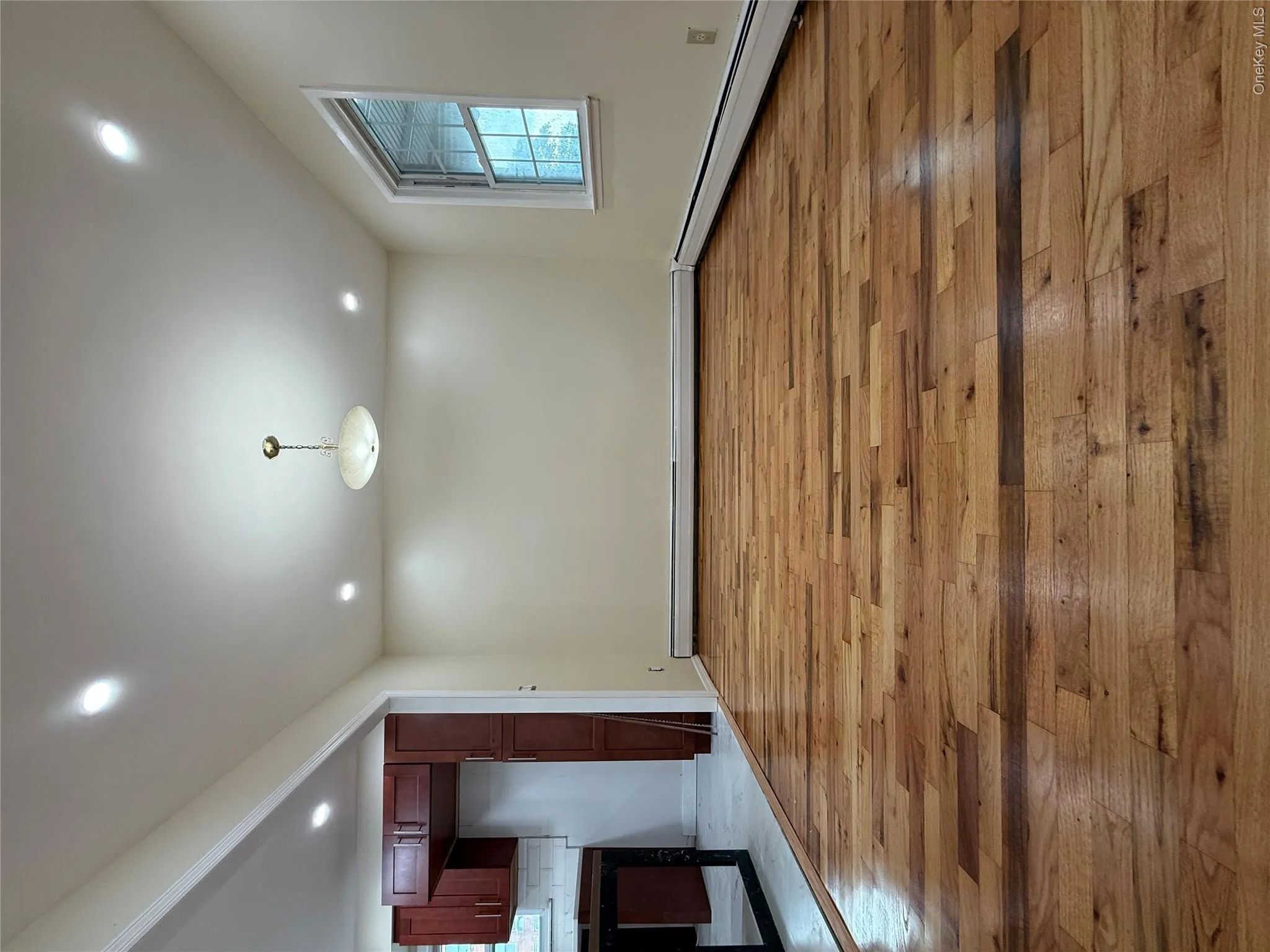 164 84 Ave, New York, NY, 3 Bedrooms Bedrooms, 8 Rooms Rooms,2 BathroomsBathrooms,Residential Lease,For Rent,84 Ave,0,1053219 164 84 Ave, New York, NY, 3 Bedrooms Bedrooms, 8 Rooms Rooms,2 BathroomsBathrooms,Residential Lease,For Rent,84 Ave,0,1053219