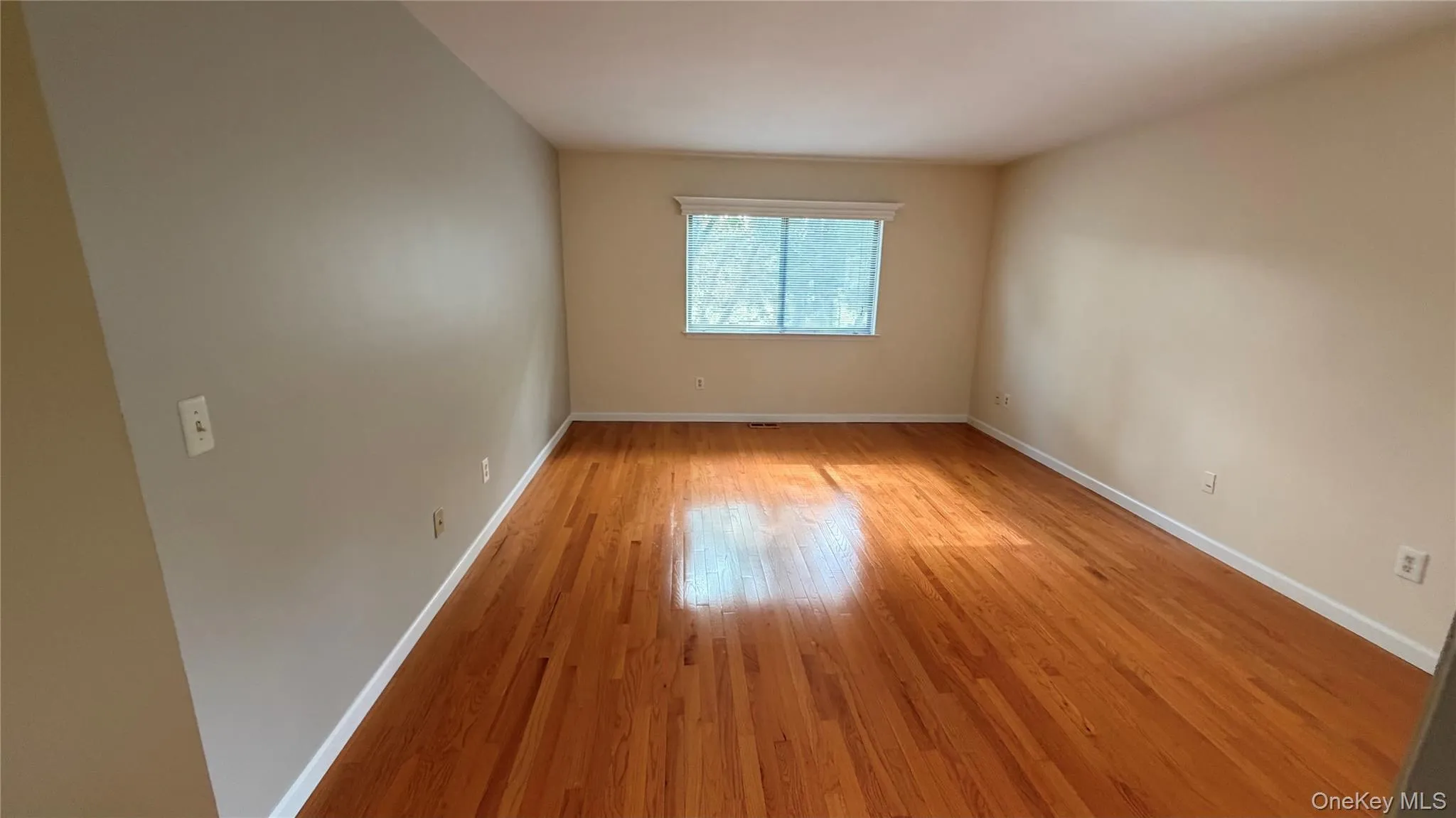 132 Sycamore Drive, Middletown, NY, 2 Bedrooms Bedrooms, 5 Rooms Rooms,2 BathroomsBathrooms,Residential,For Rent,Sycamore,0,1053223 132 Sycamore Drive, Middletown, NY, 2 Bedrooms Bedrooms, 5 Rooms Rooms,2 BathroomsBathrooms,Residential,For Rent,Sycamore,0,1053223