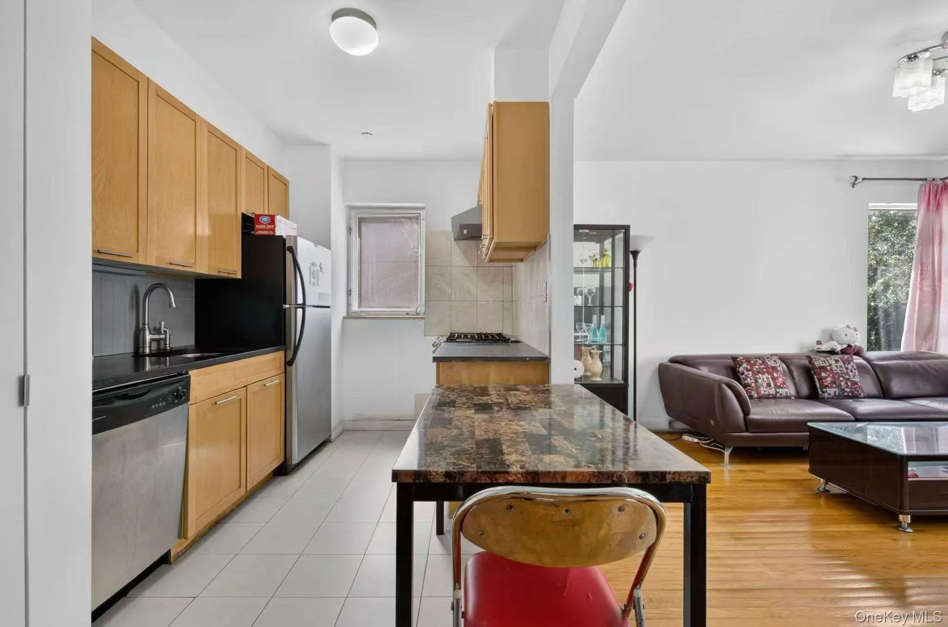 71-28 163rd Street, New York, NY, 2 Bedrooms Bedrooms, 6 Rooms Rooms,2 BathroomsBathrooms,Residential,For Rent,163rd,0,1053225 71-28 163rd Street, New York, NY, 2 Bedrooms Bedrooms, 6 Rooms Rooms,2 BathroomsBathrooms,Residential,For Rent,163rd,0,1053225