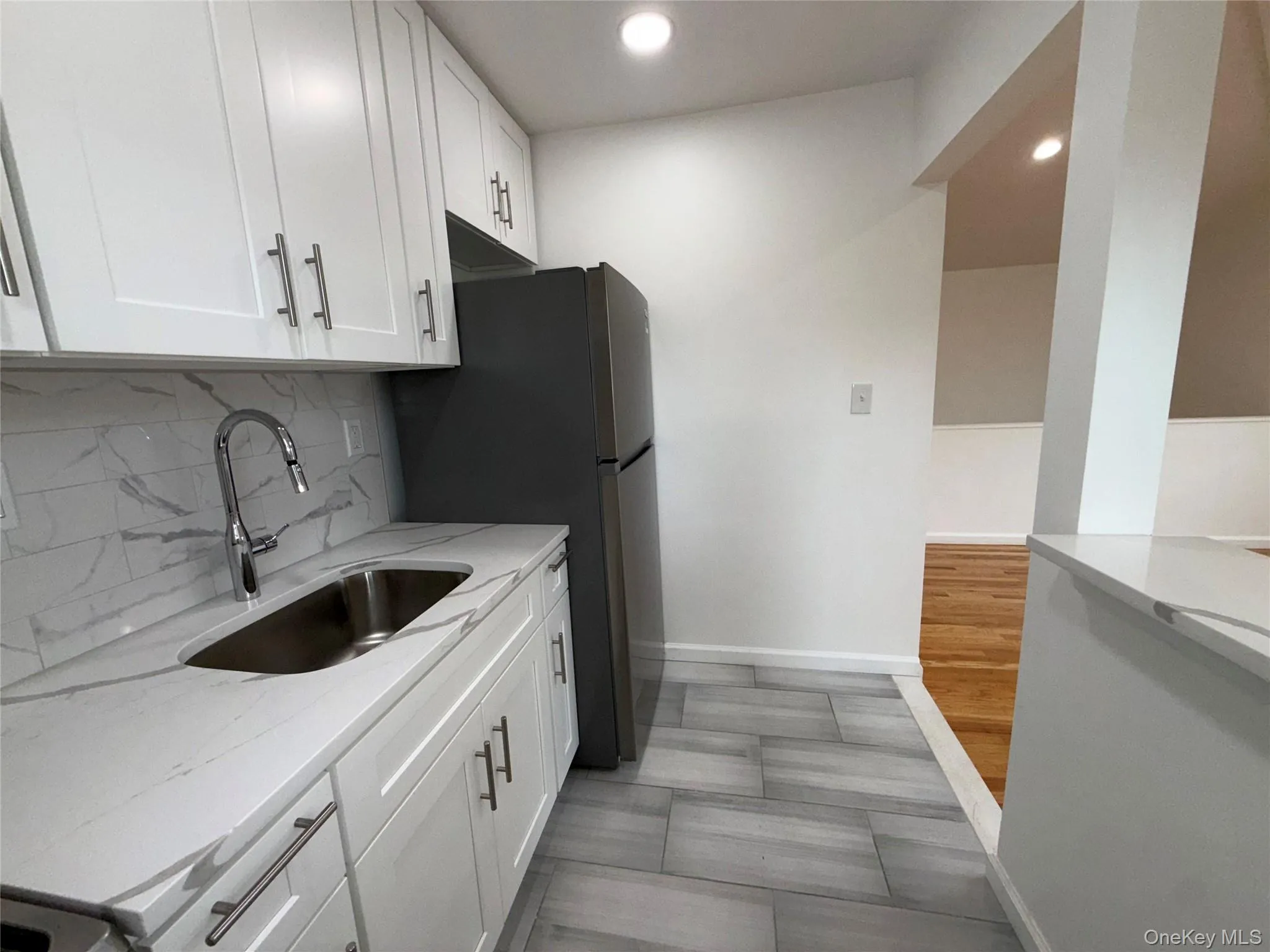 Kitchen With Pass-through Kitchen With Pass-through