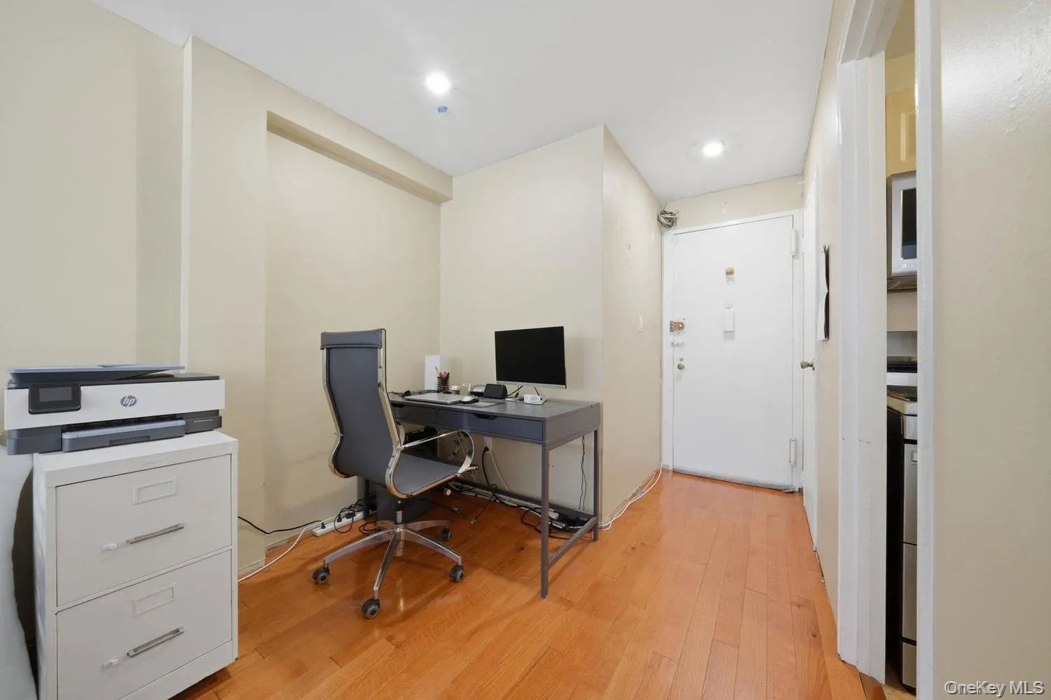 Perfect space for your home office. Perfect space for your home office.