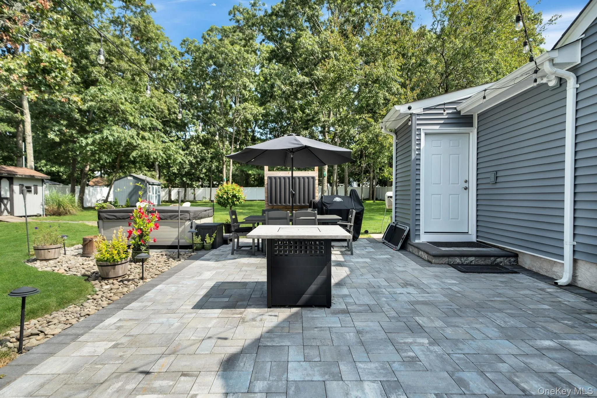 154 End Avenue, Brookhaven, NY, 2 Bedrooms Bedrooms, 4 Rooms Rooms,1 BathroomBathrooms,Residential,For Rent,End,0,1053238 154 End Avenue, Brookhaven, NY, 2 Bedrooms Bedrooms, 4 Rooms Rooms,1 BathroomBathrooms,Residential,For Rent,End,0,1053238