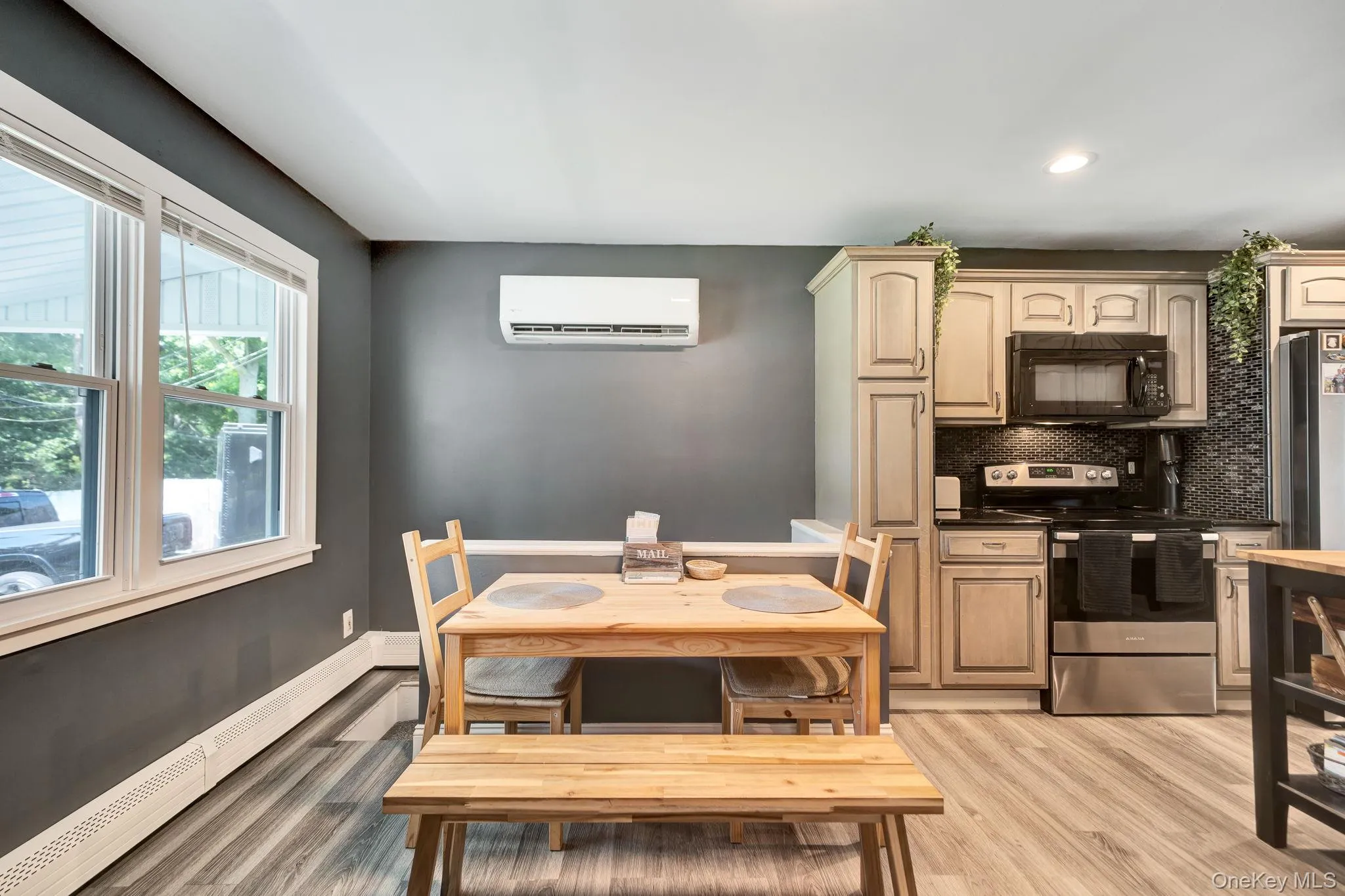 154 End Avenue, Brookhaven, NY, 2 Bedrooms Bedrooms, 4 Rooms Rooms,1 BathroomBathrooms,Residential,For Rent,End,0,1053238 154 End Avenue, Brookhaven, NY, 2 Bedrooms Bedrooms, 4 Rooms Rooms,1 BathroomBathrooms,Residential,For Rent,End,0,1053238