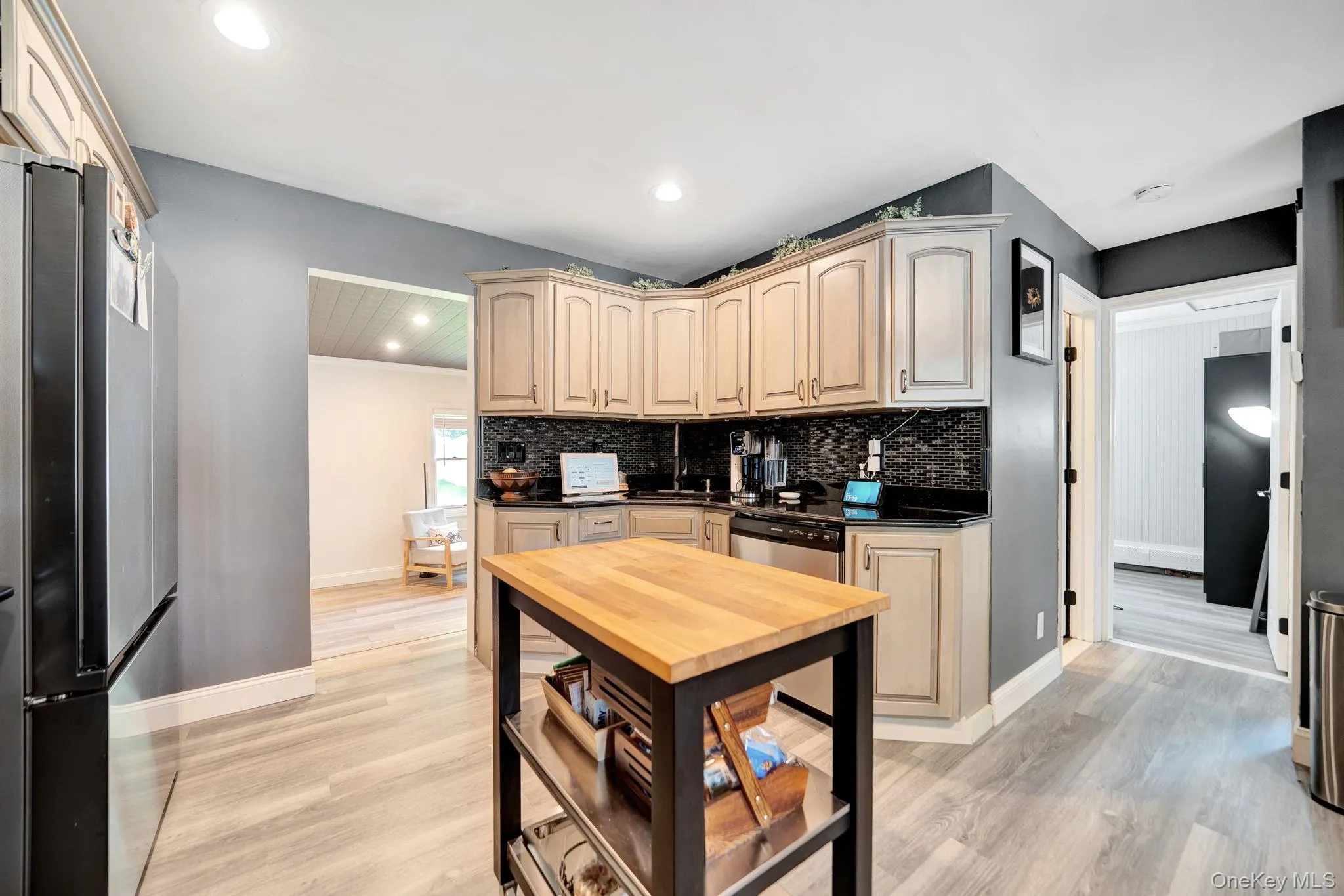154 End Avenue, Brookhaven, NY, 2 Bedrooms Bedrooms, 4 Rooms Rooms,1 BathroomBathrooms,Residential,For Rent,End,0,1053238 154 End Avenue, Brookhaven, NY, 2 Bedrooms Bedrooms, 4 Rooms Rooms,1 BathroomBathrooms,Residential,For Rent,End,0,1053238