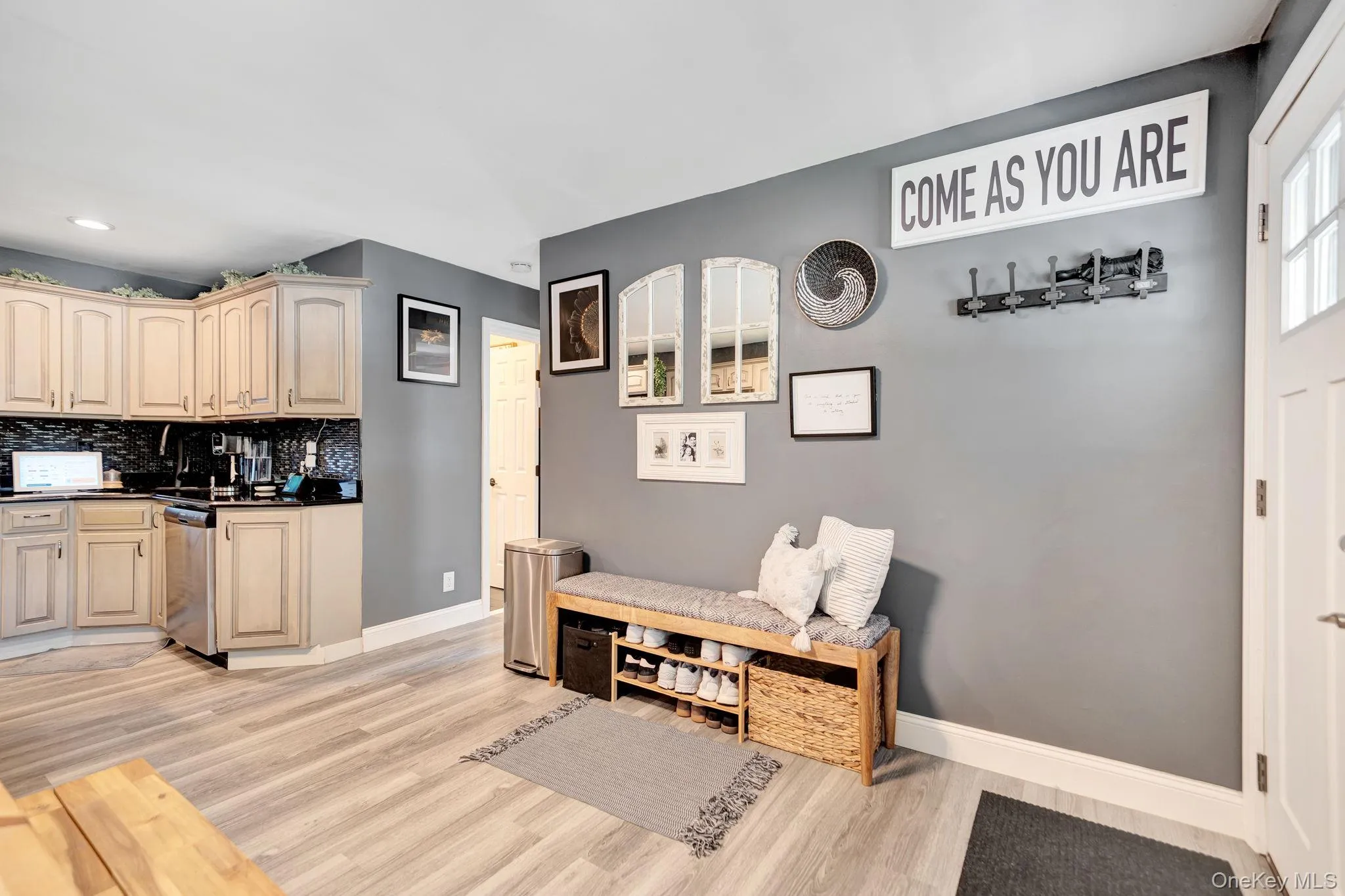 154 End Avenue, Brookhaven, NY, 2 Bedrooms Bedrooms, 4 Rooms Rooms,1 BathroomBathrooms,Residential,For Rent,End,0,1053238 154 End Avenue, Brookhaven, NY, 2 Bedrooms Bedrooms, 4 Rooms Rooms,1 BathroomBathrooms,Residential,For Rent,End,0,1053238