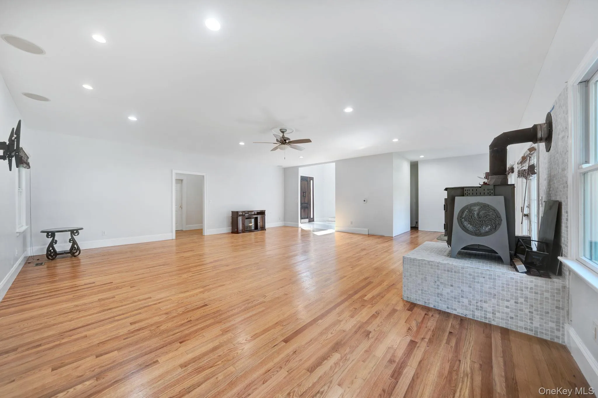 75 Whiskey Road, Brookhaven, NY, 4 Bedrooms Bedrooms, 8 Rooms Rooms,4 BathroomsBathrooms,Residential,For Rent,Whiskey,0,1053239 75 Whiskey Road, Brookhaven, NY, 4 Bedrooms Bedrooms, 8 Rooms Rooms,4 BathroomsBathrooms,Residential,For Rent,Whiskey,0,1053239
