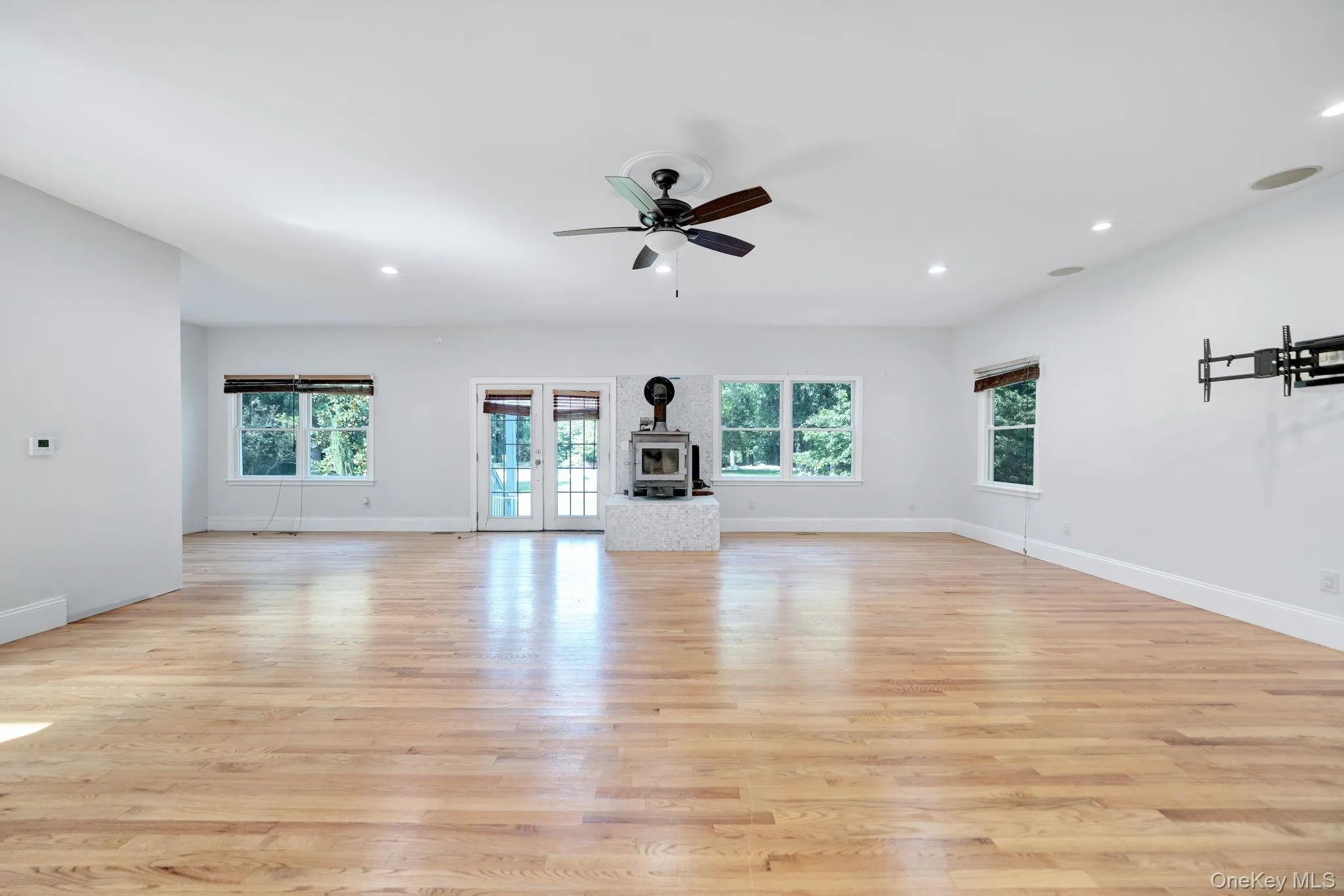 75 Whiskey Road, Brookhaven, NY, 4 Bedrooms Bedrooms, 8 Rooms Rooms,4 BathroomsBathrooms,Residential,For Rent,Whiskey,0,1053239 75 Whiskey Road, Brookhaven, NY, 4 Bedrooms Bedrooms, 8 Rooms Rooms,4 BathroomsBathrooms,Residential,For Rent,Whiskey,0,1053239