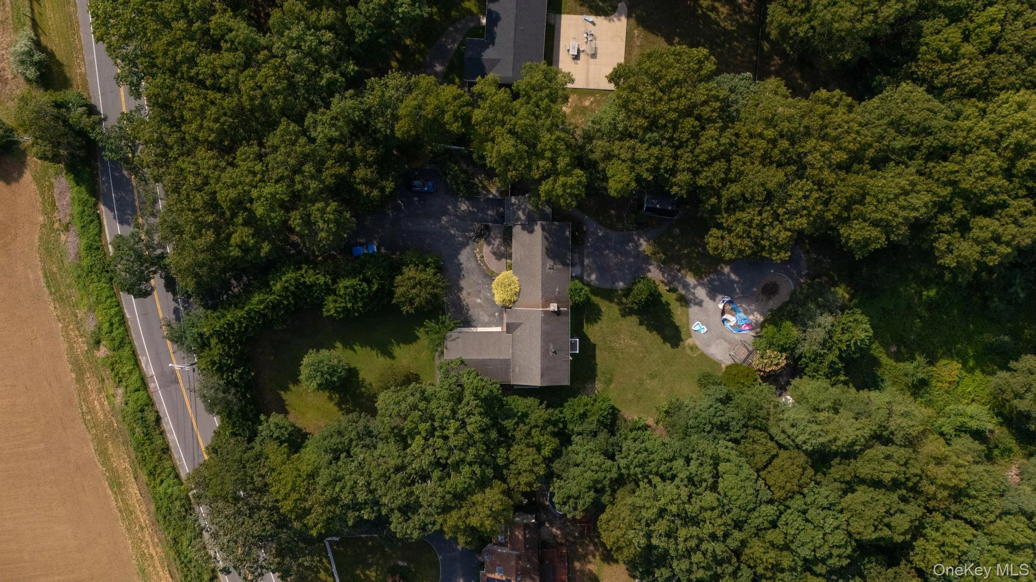 75 Whiskey Road, Brookhaven, NY, 4 Bedrooms Bedrooms, 8 Rooms Rooms,4 BathroomsBathrooms,Residential,For Rent,Whiskey,0,1053239 75 Whiskey Road, Brookhaven, NY, 4 Bedrooms Bedrooms, 8 Rooms Rooms,4 BathroomsBathrooms,Residential,For Rent,Whiskey,0,1053239