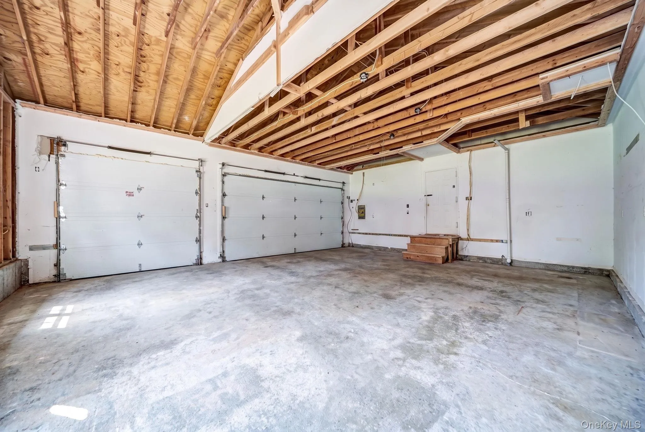 75 Whiskey Road, Brookhaven, NY, 4 Bedrooms Bedrooms, 8 Rooms Rooms,4 BathroomsBathrooms,Residential,For Rent,Whiskey,0,1053239 75 Whiskey Road, Brookhaven, NY, 4 Bedrooms Bedrooms, 8 Rooms Rooms,4 BathroomsBathrooms,Residential,For Rent,Whiskey,0,1053239