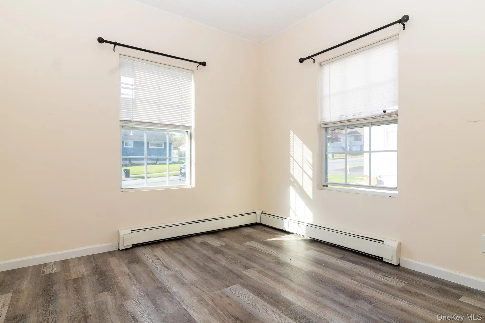 102 Sproat Street, Middletown, NY, 2 Bedrooms Bedrooms, 5 Rooms Rooms,1 BathroomBathrooms,Residential,For Rent,Sproat,0,1053243 102 Sproat Street, Middletown, NY, 2 Bedrooms Bedrooms, 5 Rooms Rooms,1 BathroomBathrooms,Residential,For Rent,Sproat,0,1053243