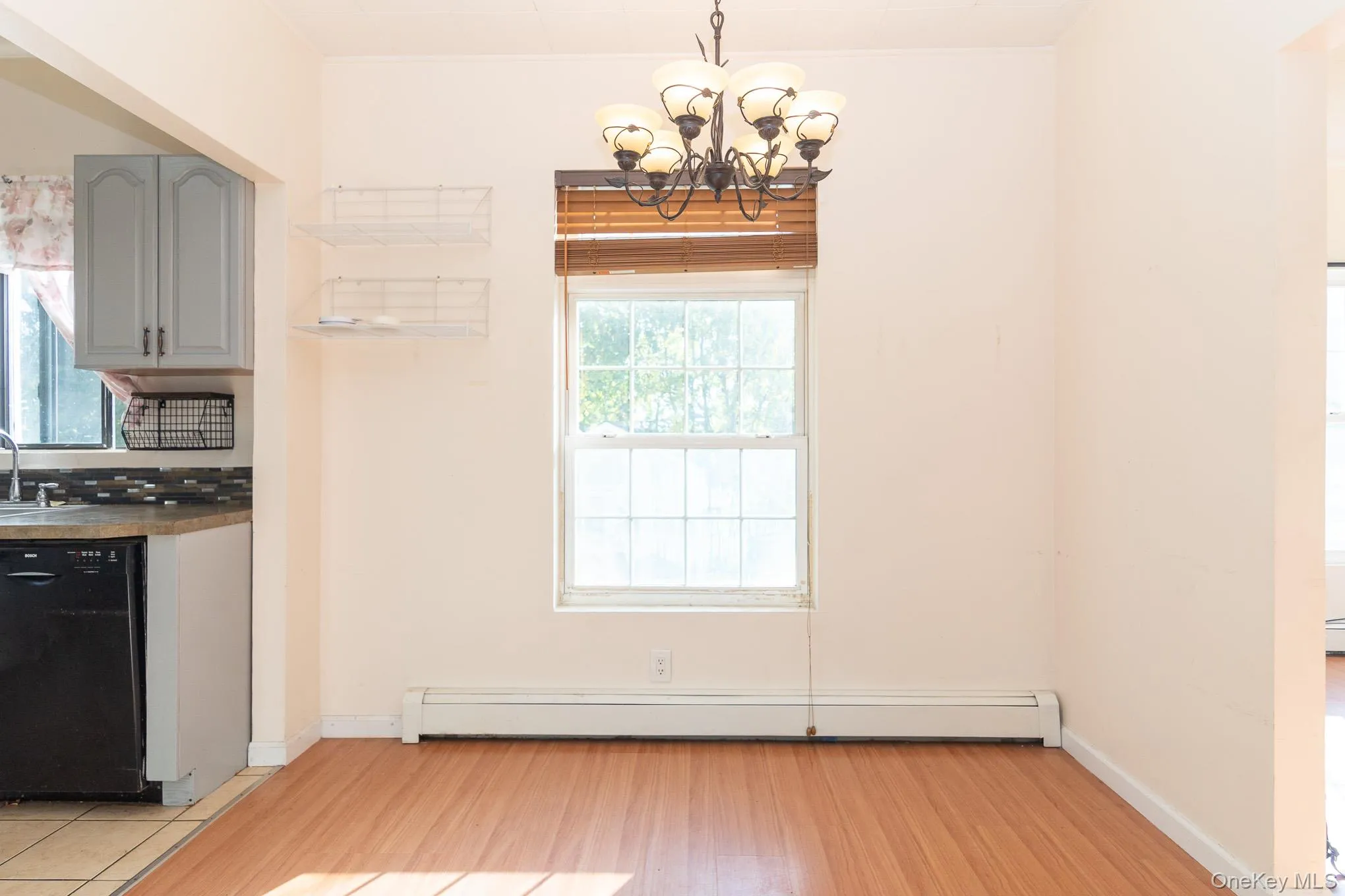 102 Sproat Street, Middletown, NY, 2 Bedrooms Bedrooms, 5 Rooms Rooms,1 BathroomBathrooms,Residential,For Rent,Sproat,0,1053243 102 Sproat Street, Middletown, NY, 2 Bedrooms Bedrooms, 5 Rooms Rooms,1 BathroomBathrooms,Residential,For Rent,Sproat,0,1053243