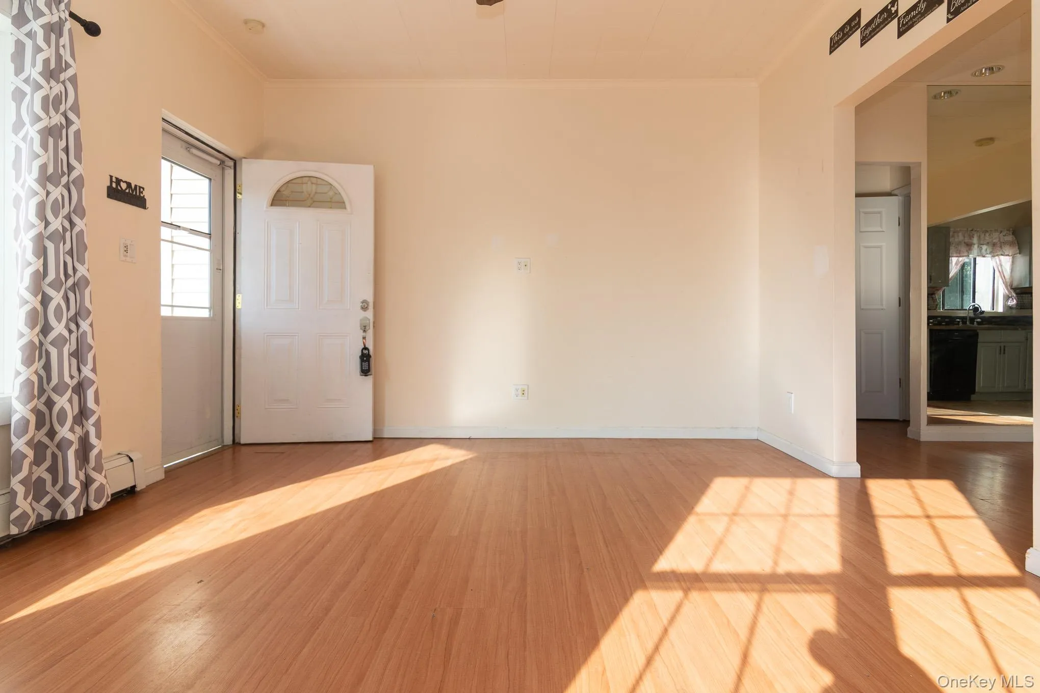 102 Sproat Street, Middletown, NY, 2 Bedrooms Bedrooms, 5 Rooms Rooms,1 BathroomBathrooms,Residential,For Rent,Sproat,0,1053243 102 Sproat Street, Middletown, NY, 2 Bedrooms Bedrooms, 5 Rooms Rooms,1 BathroomBathrooms,Residential,For Rent,Sproat,0,1053243
