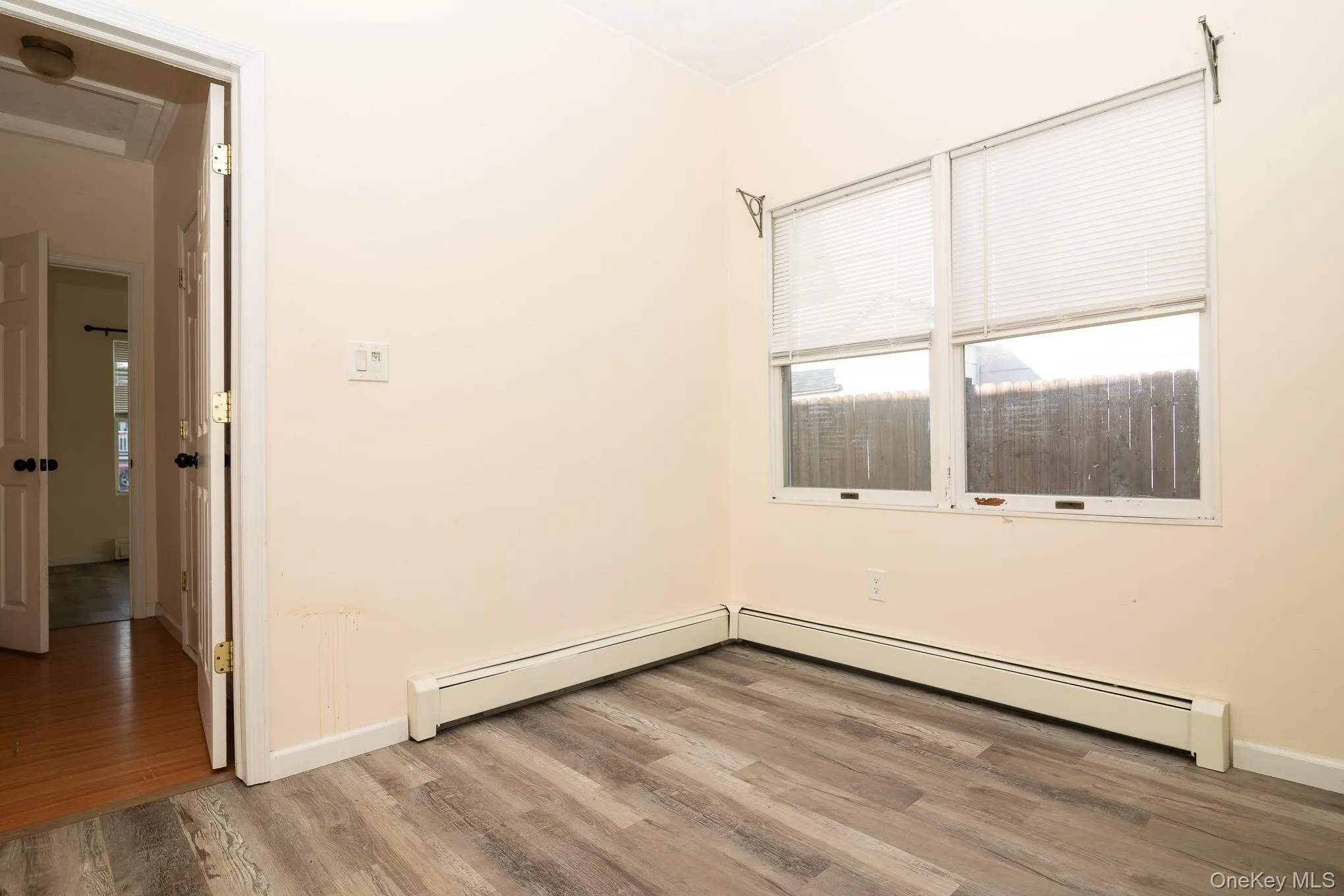 102 Sproat Street, Middletown, NY, 2 Bedrooms Bedrooms, 5 Rooms Rooms,1 BathroomBathrooms,Residential,For Rent,Sproat,0,1053243 102 Sproat Street, Middletown, NY, 2 Bedrooms Bedrooms, 5 Rooms Rooms,1 BathroomBathrooms,Residential,For Rent,Sproat,0,1053243