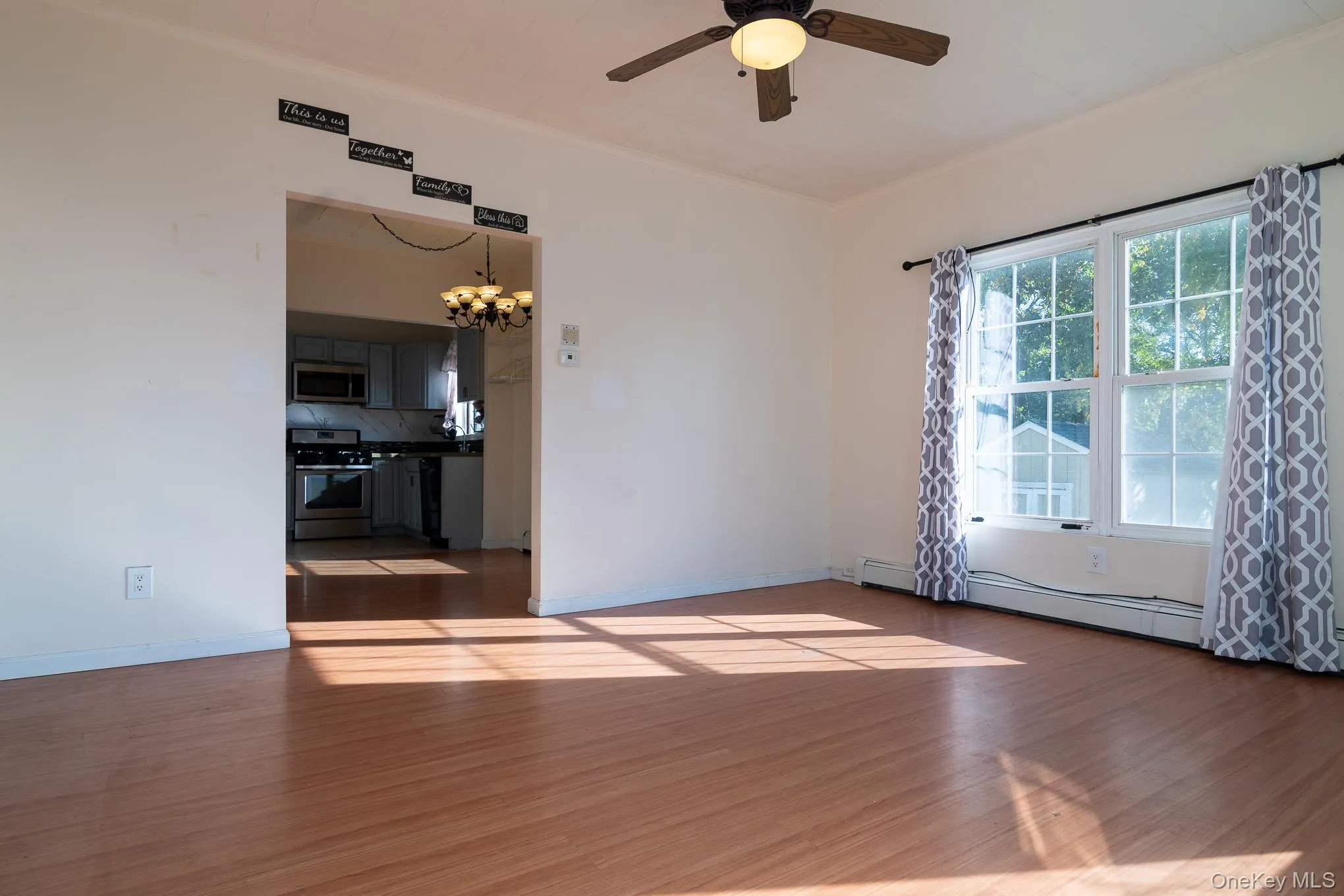 102 Sproat Street, Middletown, NY, 2 Bedrooms Bedrooms, 5 Rooms Rooms,1 BathroomBathrooms,Residential,For Rent,Sproat,0,1053243 102 Sproat Street, Middletown, NY, 2 Bedrooms Bedrooms, 5 Rooms Rooms,1 BathroomBathrooms,Residential,For Rent,Sproat,0,1053243