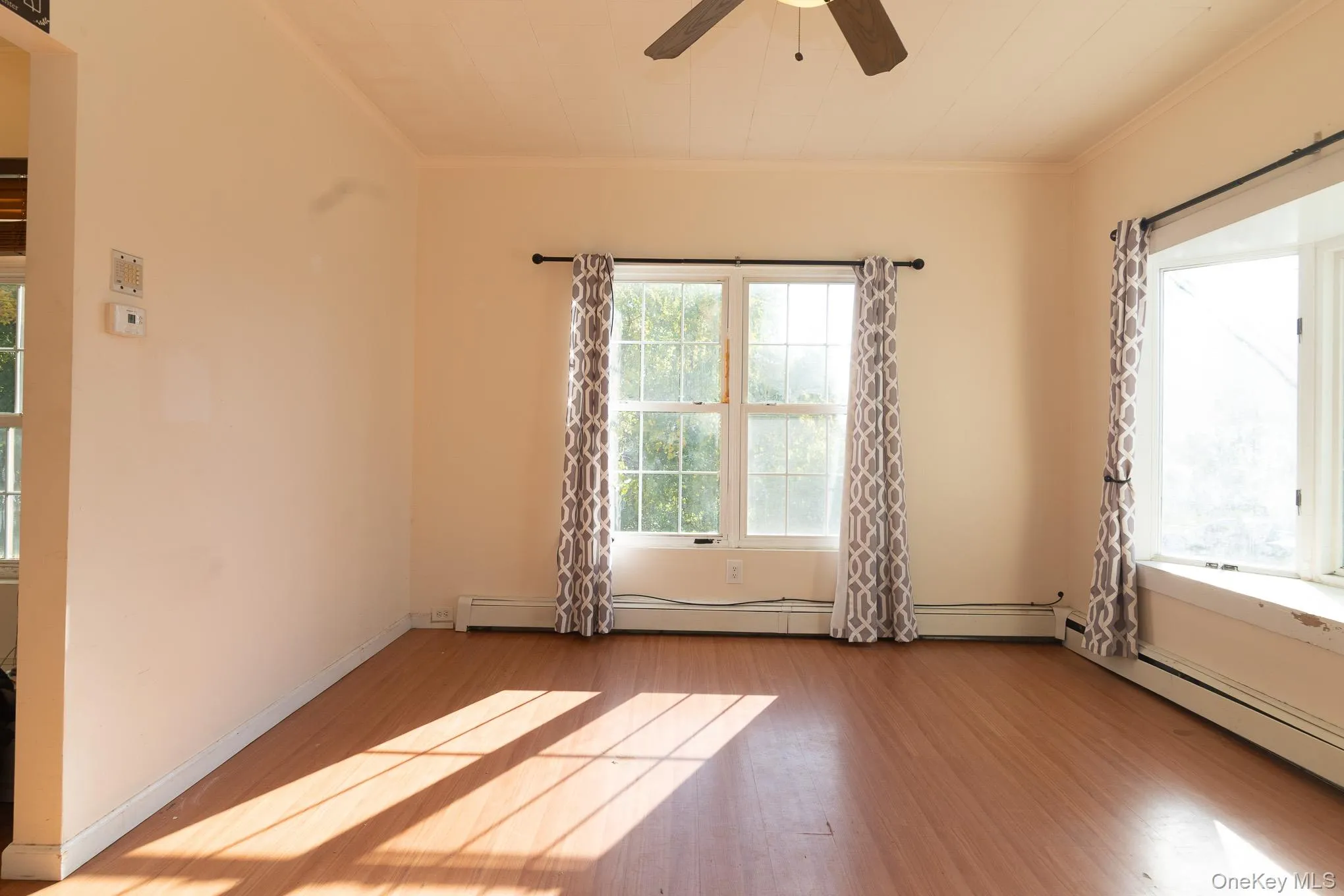 102 Sproat Street, Middletown, NY, 2 Bedrooms Bedrooms, 5 Rooms Rooms,1 BathroomBathrooms,Residential,For Rent,Sproat,0,1053243 102 Sproat Street, Middletown, NY, 2 Bedrooms Bedrooms, 5 Rooms Rooms,1 BathroomBathrooms,Residential,For Rent,Sproat,0,1053243