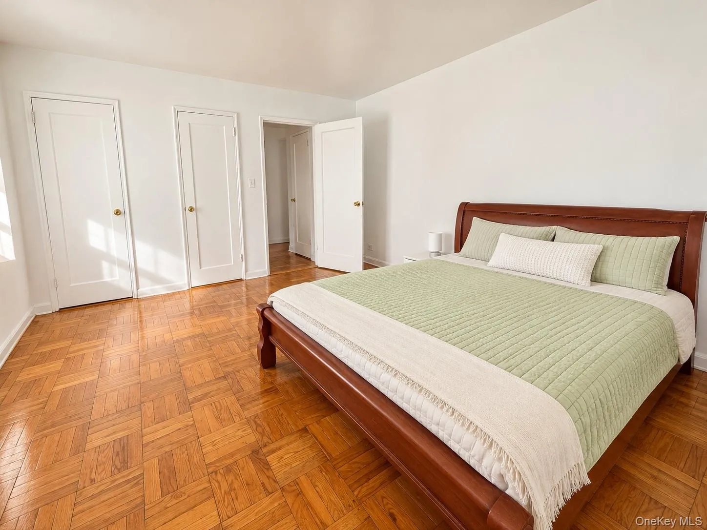 147-31 38th Ave, New York, NY, 1 Bedroom Bedrooms, 4 Rooms Rooms,1 BathroomBathrooms,Residential,For Rent,38th Ave,0,1053245 147-31 38th Ave, New York, NY, 1 Bedroom Bedrooms, 4 Rooms Rooms,1 BathroomBathrooms,Residential,For Rent,38th Ave,0,1053245