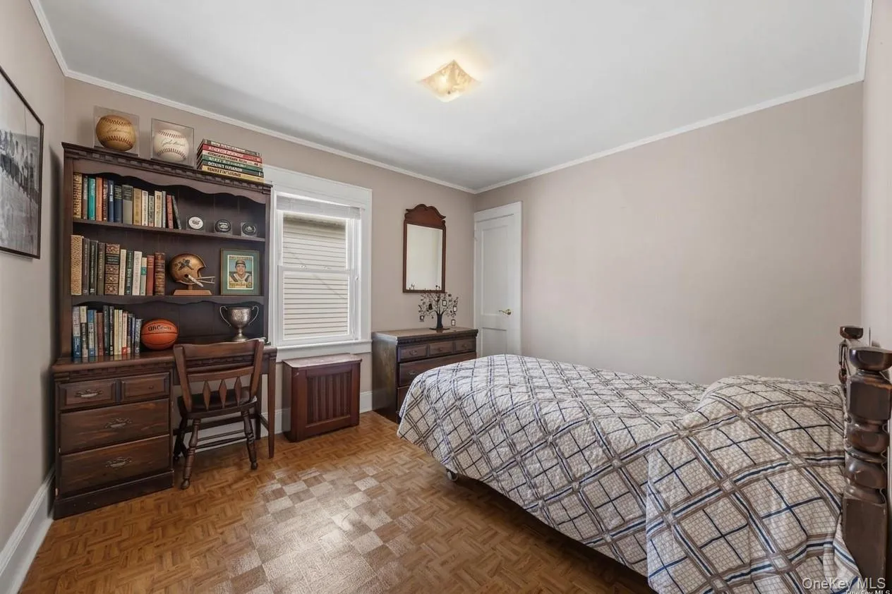 1659 Lurting Avenue, New York, NY, 3 Bedrooms Bedrooms, 8 Rooms Rooms,2 BathroomsBathrooms,Residential,For Rent,Lurting,0,1053247 1659 Lurting Avenue, New York, NY, 3 Bedrooms Bedrooms, 8 Rooms Rooms,2 BathroomsBathrooms,Residential,For Rent,Lurting,0,1053247