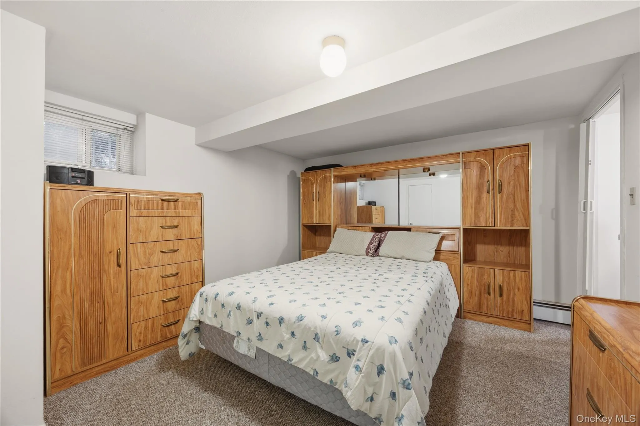 1659 Lurting Avenue, New York, NY, 3 Bedrooms Bedrooms, 8 Rooms Rooms,2 BathroomsBathrooms,Residential,For Rent,Lurting,0,1053247 1659 Lurting Avenue, New York, NY, 3 Bedrooms Bedrooms, 8 Rooms Rooms,2 BathroomsBathrooms,Residential,For Rent,Lurting,0,1053247
