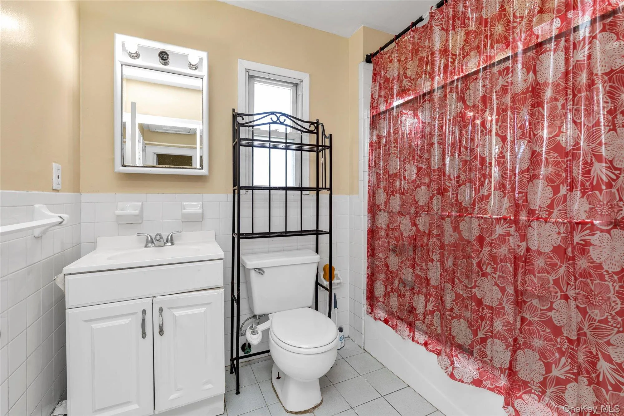 46 Derby Street, Hempstead, NY, 3 Bedrooms Bedrooms, 6 Rooms Rooms,1 BathroomBathrooms,Residential Lease,For Rent,Derby,0,1053250 46 Derby Street, Hempstead, NY, 3 Bedrooms Bedrooms, 6 Rooms Rooms,1 BathroomBathrooms,Residential Lease,For Rent,Derby,0,1053250