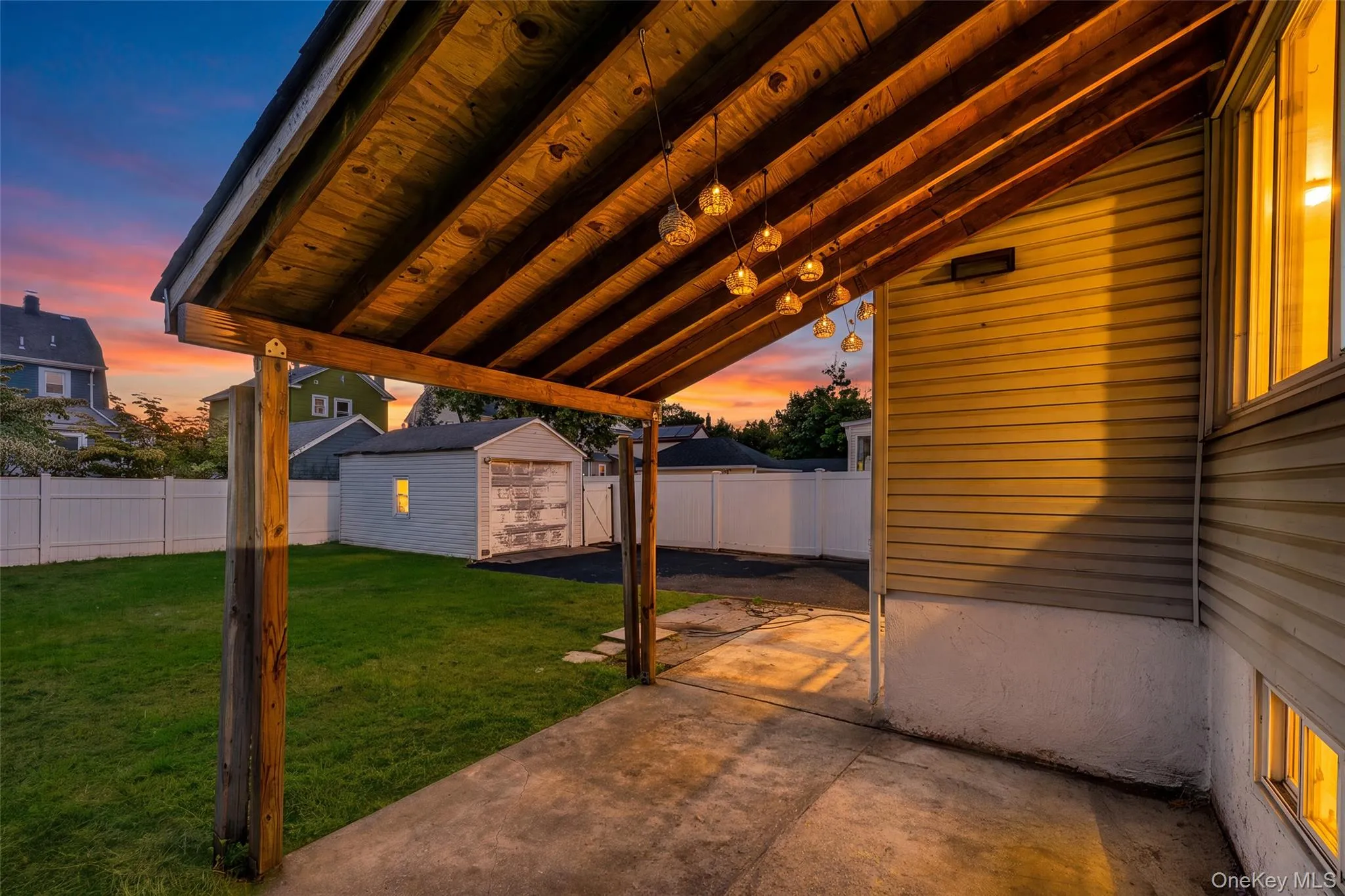 46 Derby Street, Hempstead, NY, 3 Bedrooms Bedrooms, 6 Rooms Rooms,1 BathroomBathrooms,Residential Lease,For Rent,Derby,0,1053250 46 Derby Street, Hempstead, NY, 3 Bedrooms Bedrooms, 6 Rooms Rooms,1 BathroomBathrooms,Residential Lease,For Rent,Derby,0,1053250