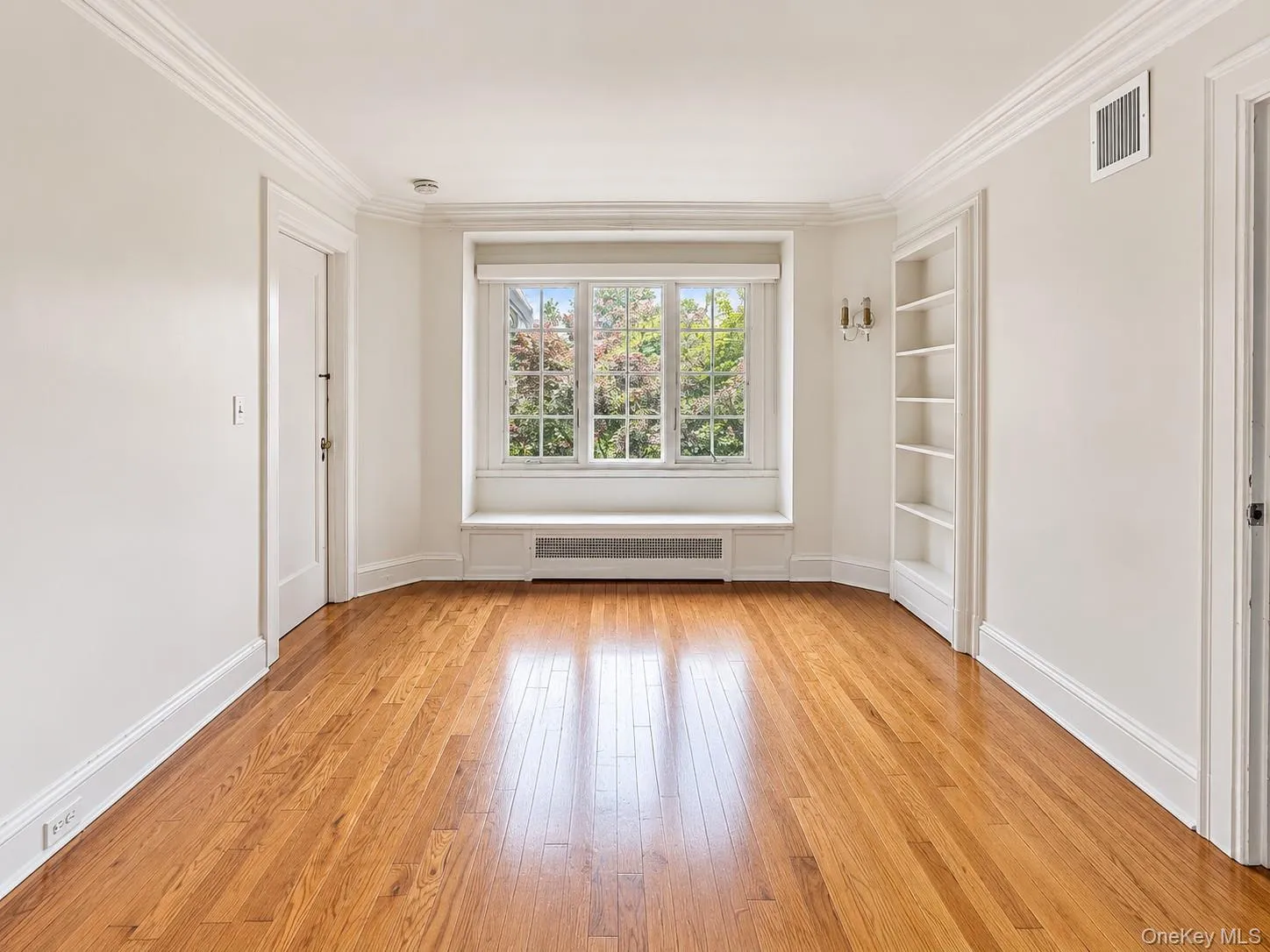 71 Arleigh Road, North Hempstead, NY, 5 Bedrooms Bedrooms, 10 Rooms Rooms,3 BathroomsBathrooms,Residential,For Rent,Arleigh,0,1053256 71 Arleigh Road, North Hempstead, NY, 5 Bedrooms Bedrooms, 10 Rooms Rooms,3 BathroomsBathrooms,Residential,For Rent,Arleigh,0,1053256