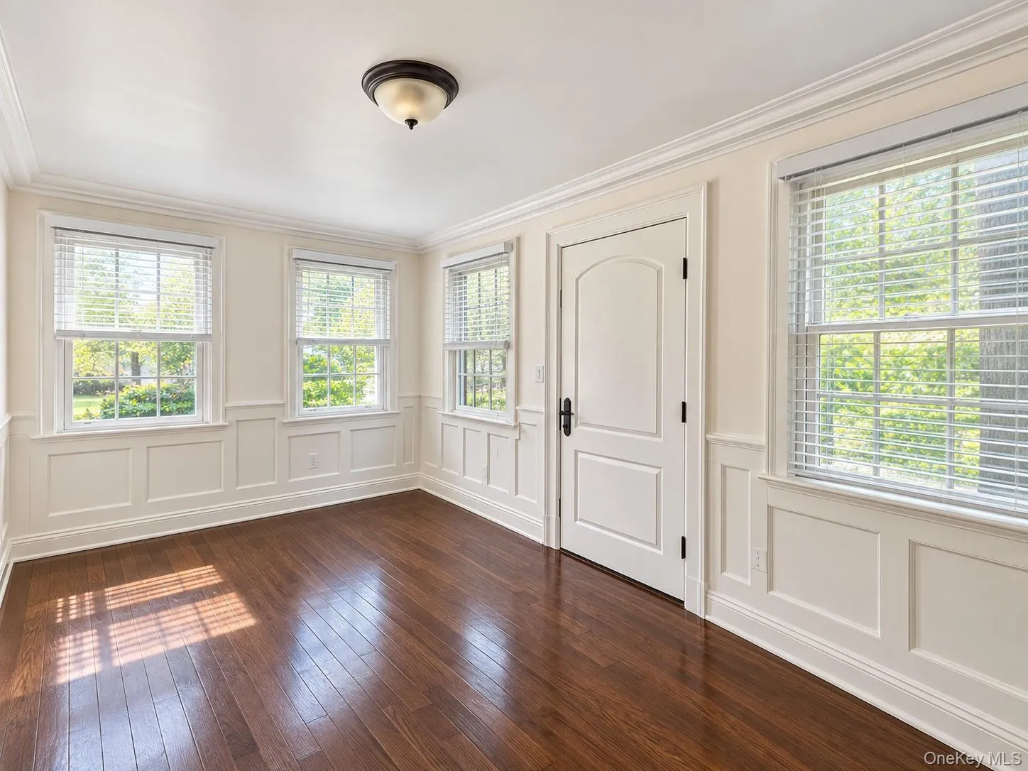 71 Arleigh Road, North Hempstead, NY, 5 Bedrooms Bedrooms, 10 Rooms Rooms,3 BathroomsBathrooms,Residential,For Rent,Arleigh,0,1053256 71 Arleigh Road, North Hempstead, NY, 5 Bedrooms Bedrooms, 10 Rooms Rooms,3 BathroomsBathrooms,Residential,For Rent,Arleigh,0,1053256