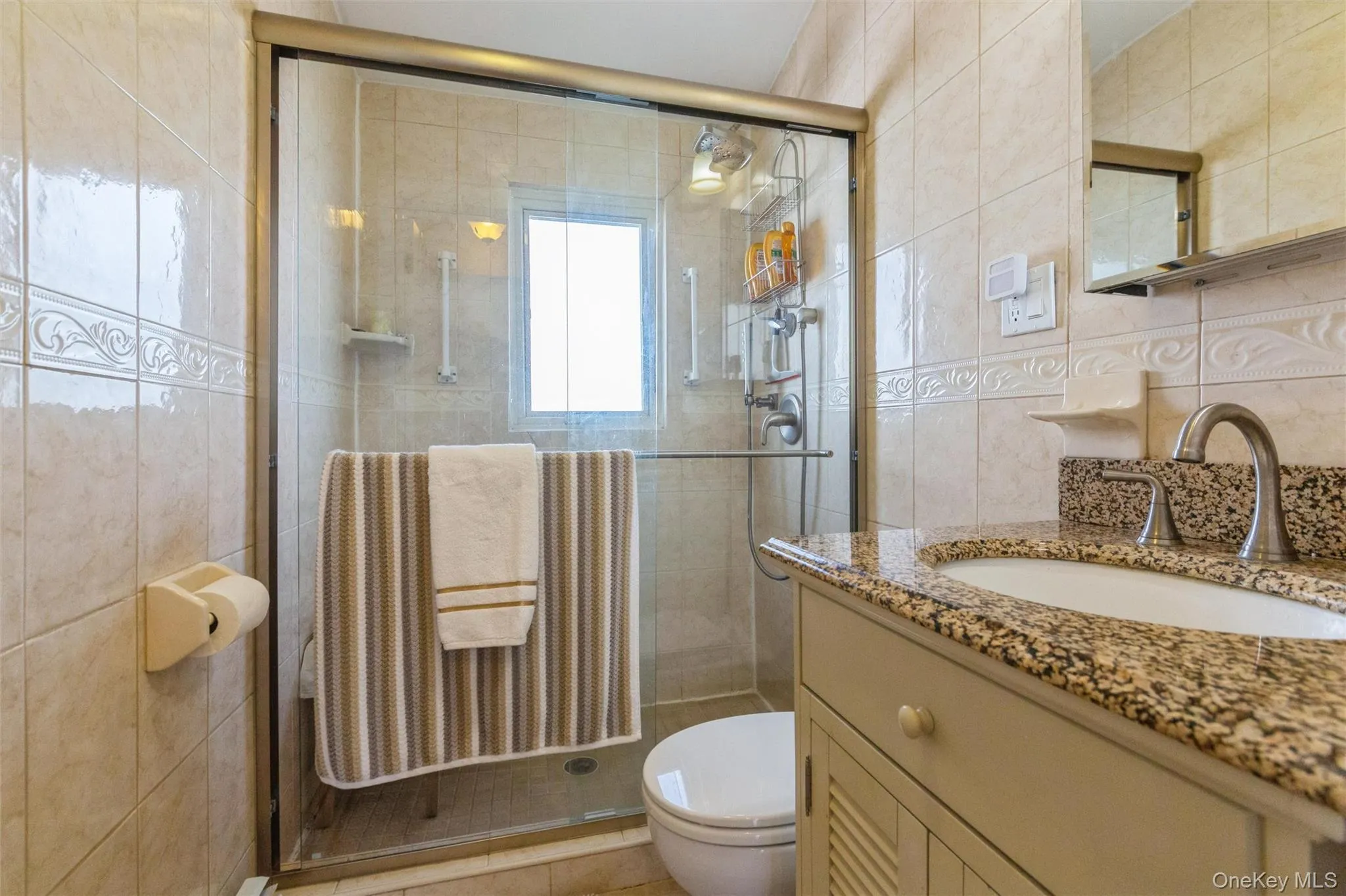 181 Suffolk Road, Hempstead, NY, 2 Bedrooms Bedrooms, 5 Rooms Rooms,1 BathroomBathrooms,Residential Lease,For Rent,Suffolk,0,1053257 181 Suffolk Road, Hempstead, NY, 2 Bedrooms Bedrooms, 5 Rooms Rooms,1 BathroomBathrooms,Residential Lease,For Rent,Suffolk,0,1053257