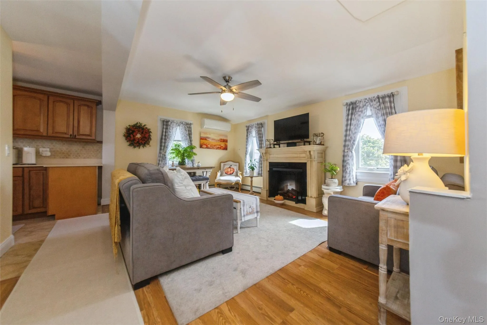 181 Suffolk Road, Hempstead, NY, 2 Bedrooms Bedrooms, 5 Rooms Rooms,1 BathroomBathrooms,Residential Lease,For Rent,Suffolk,0,1053257 181 Suffolk Road, Hempstead, NY, 2 Bedrooms Bedrooms, 5 Rooms Rooms,1 BathroomBathrooms,Residential Lease,For Rent,Suffolk,0,1053257