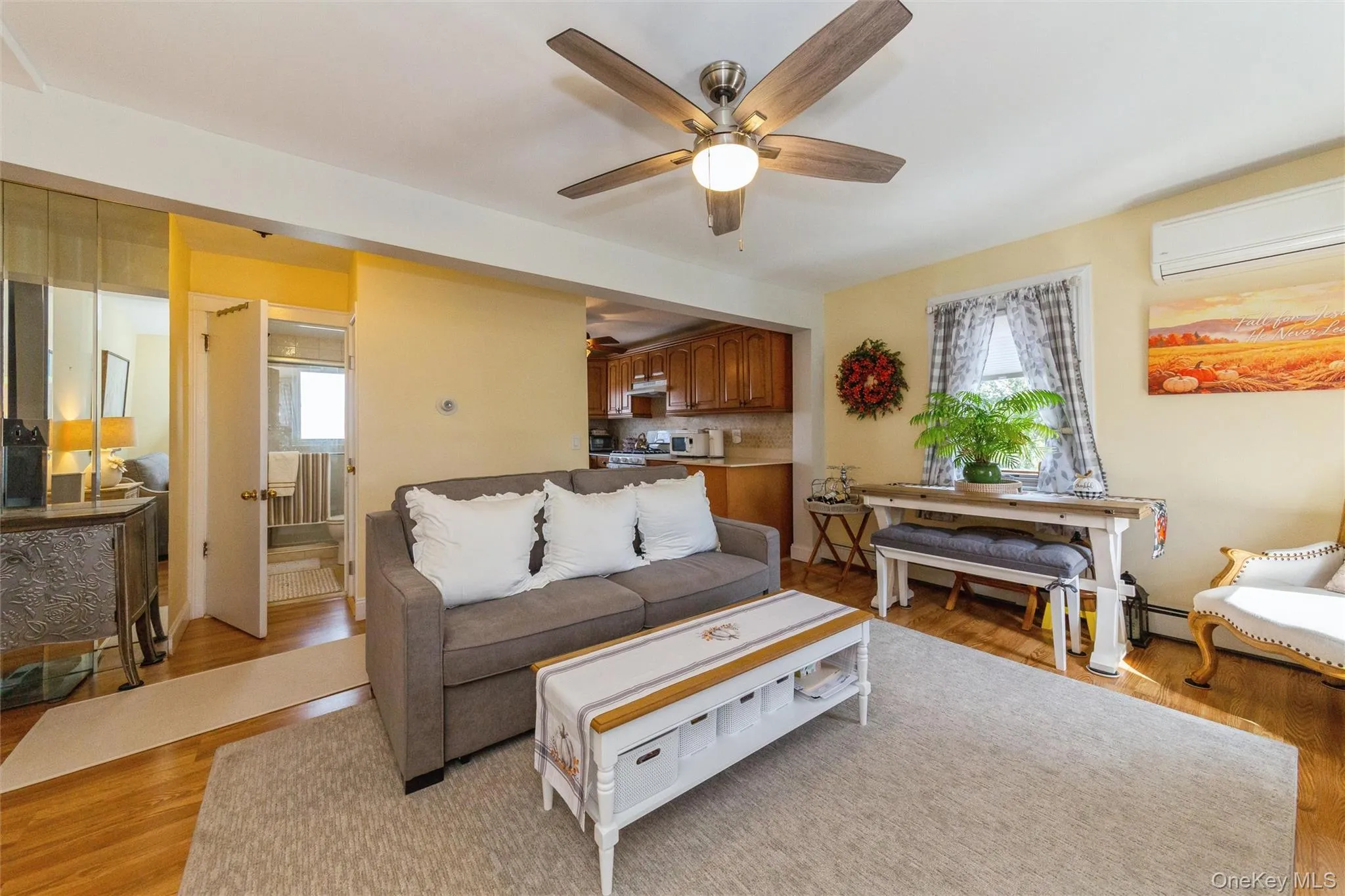181 Suffolk Road, Hempstead, NY, 2 Bedrooms Bedrooms, 5 Rooms Rooms,1 BathroomBathrooms,Residential Lease,For Rent,Suffolk,0,1053257 181 Suffolk Road, Hempstead, NY, 2 Bedrooms Bedrooms, 5 Rooms Rooms,1 BathroomBathrooms,Residential Lease,For Rent,Suffolk,0,1053257